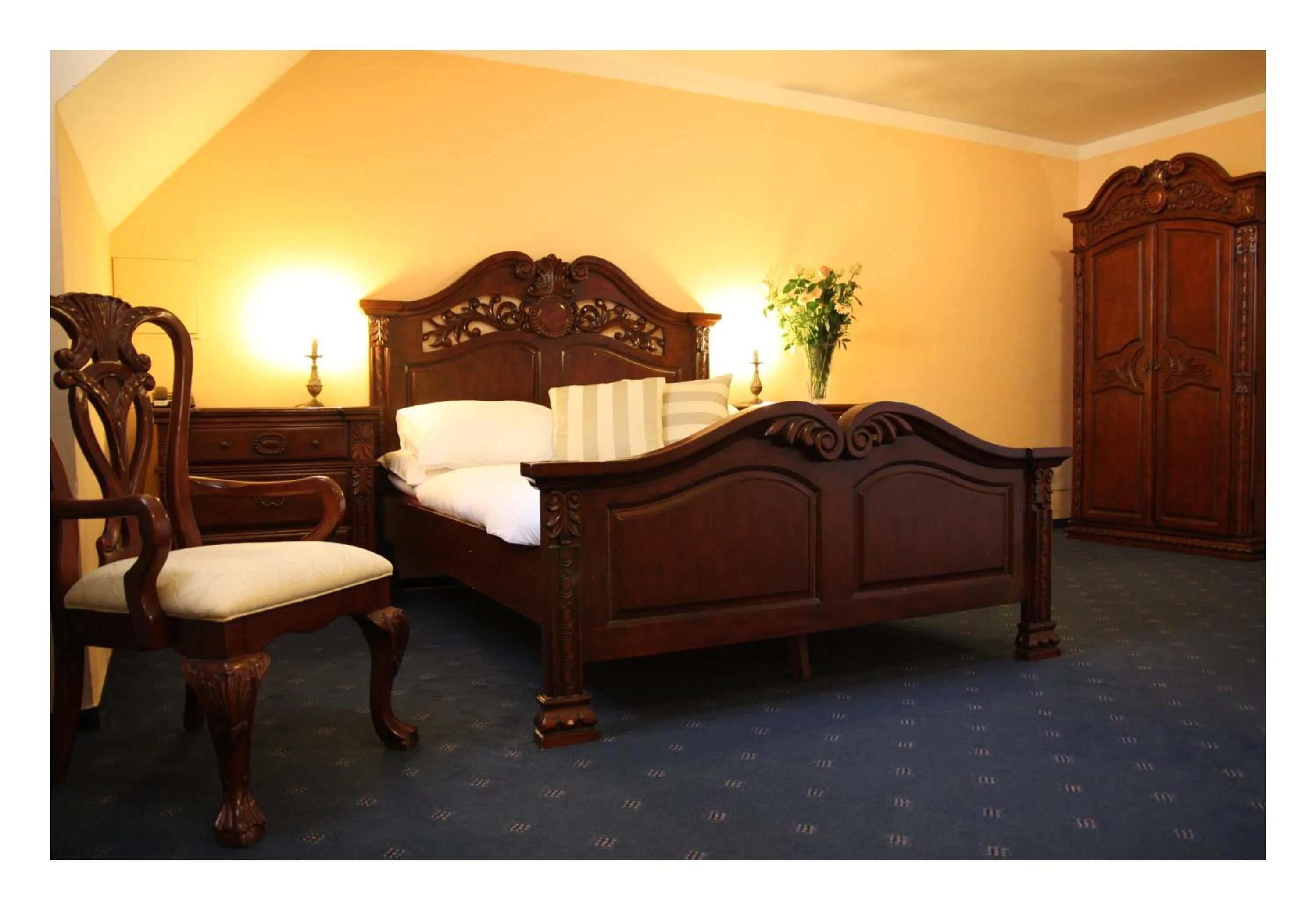 Bed in Prague Golden Age