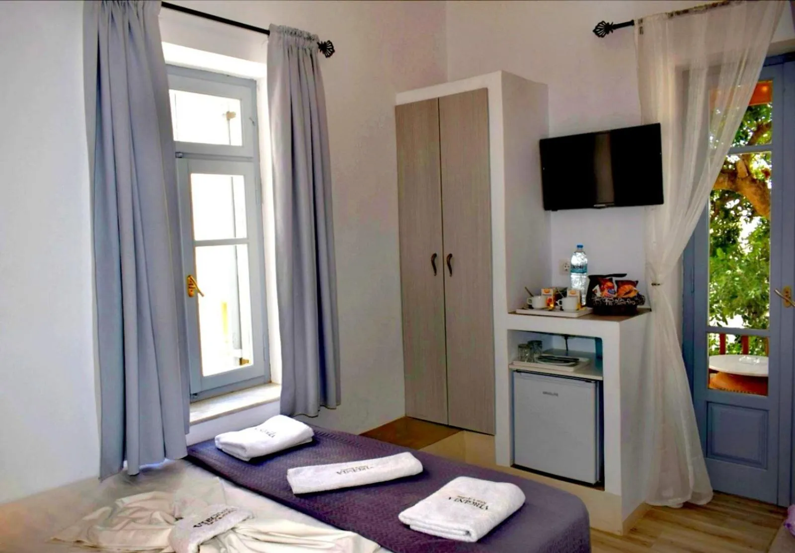 Area and facilities in Virginia Rooms