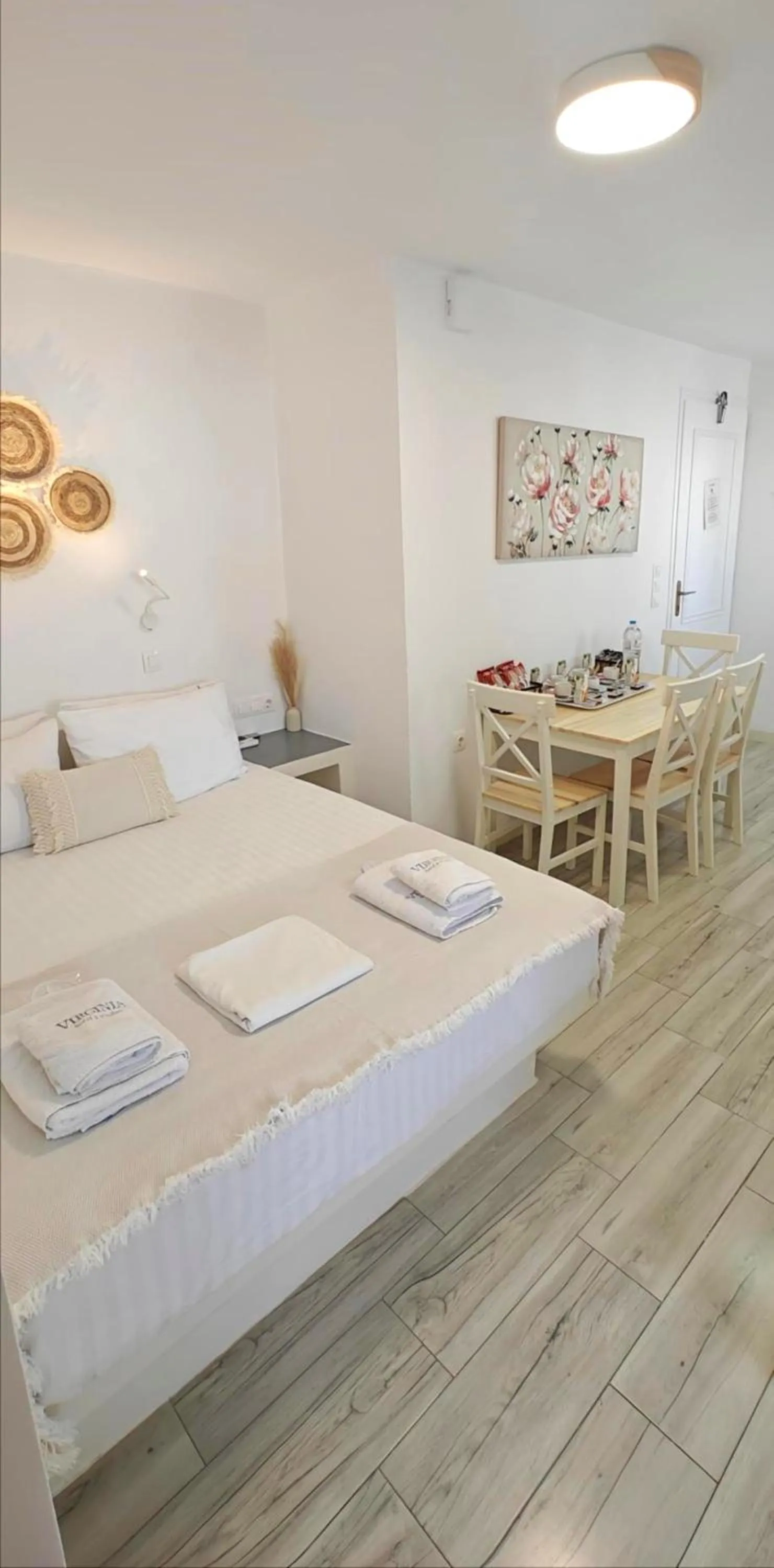 Bed in Tinos Heritage Plateia