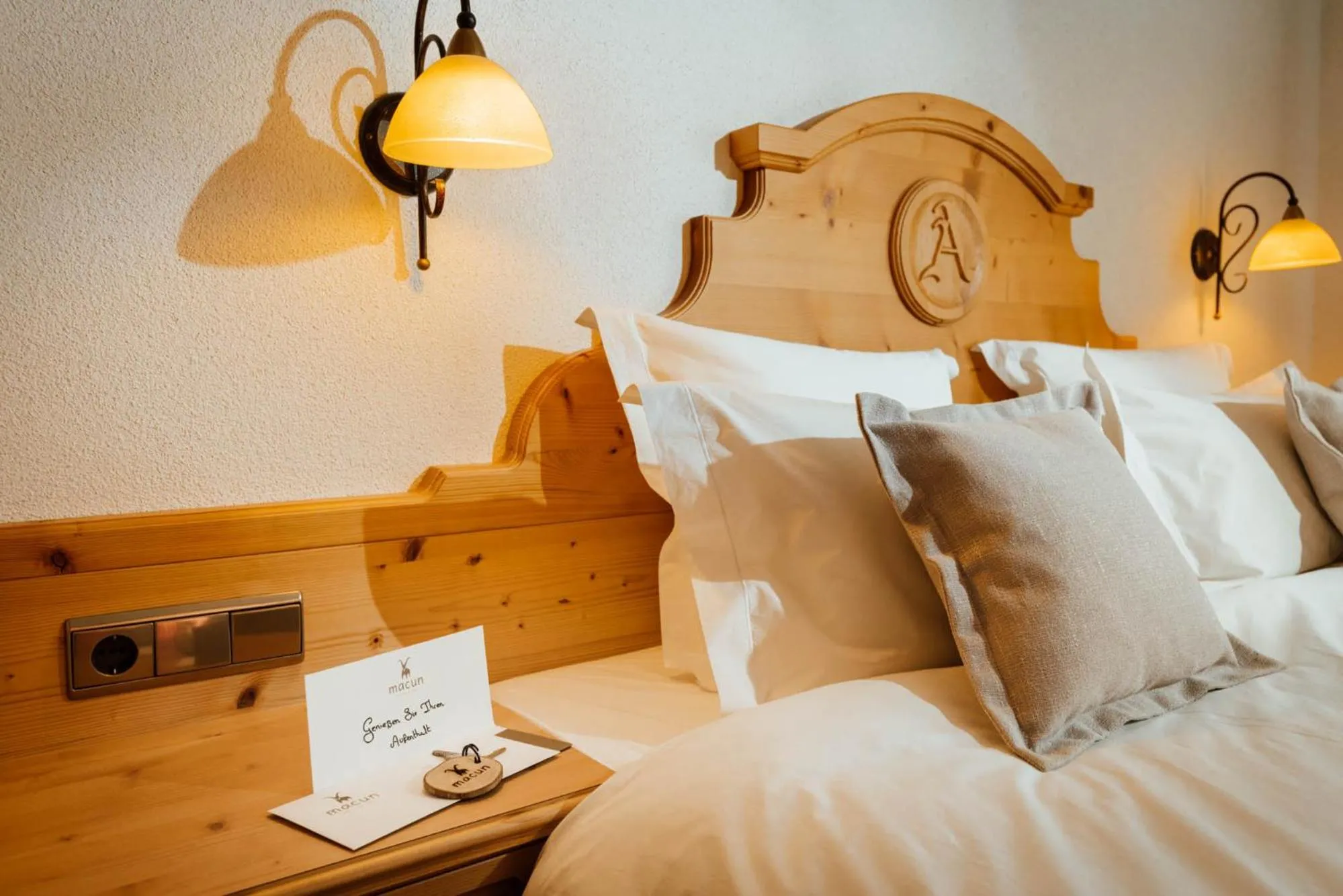 Photo of the whole room, Bed in Hotel Macun, Vent im Ötztal