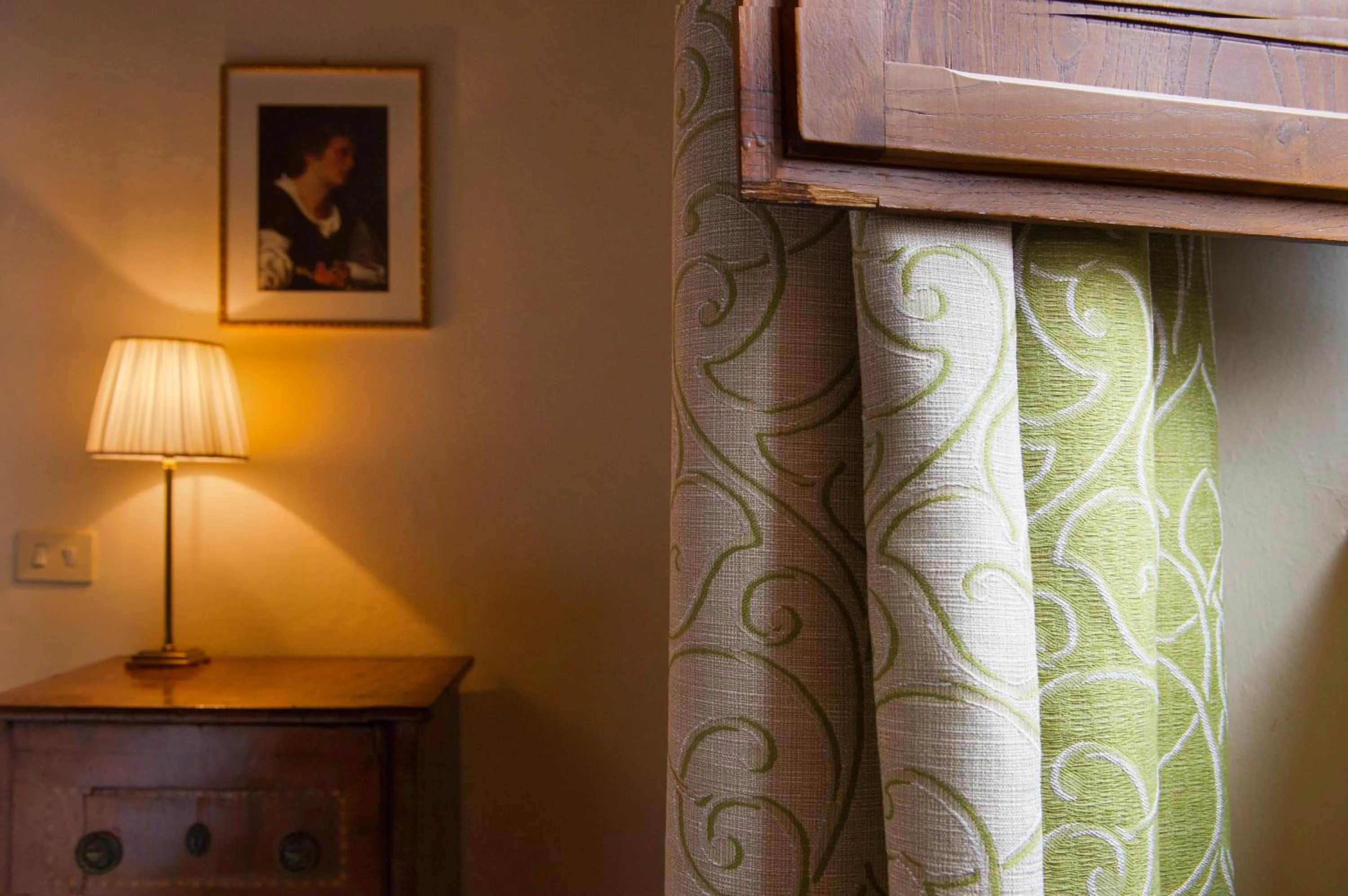 Decorative detail in Palazzo Ravizza