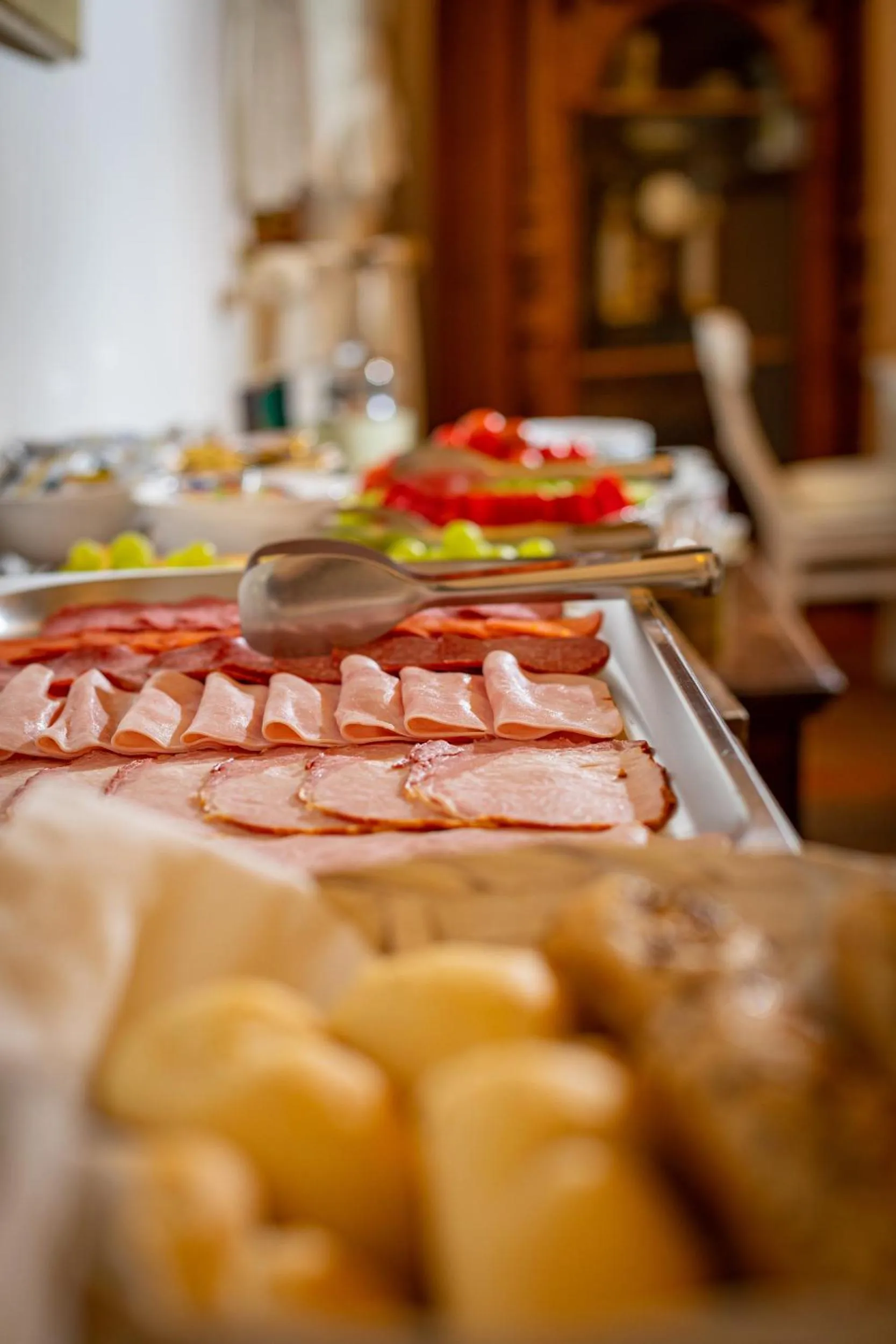 Buffet breakfast in Loreta Hotel