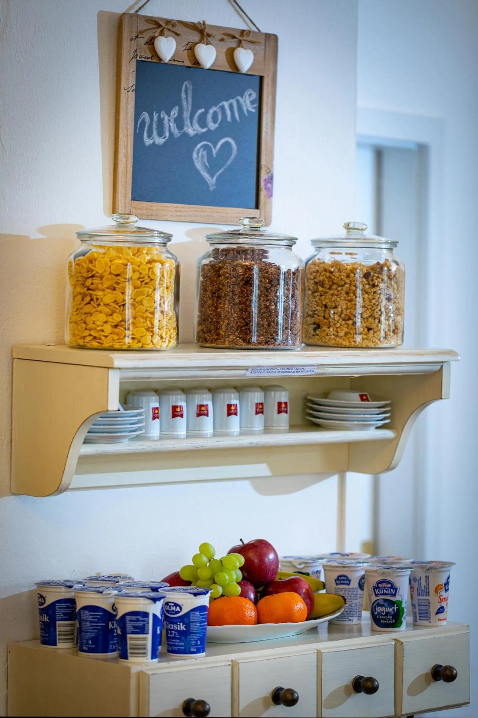 Buffet breakfast in Loreta Hotel