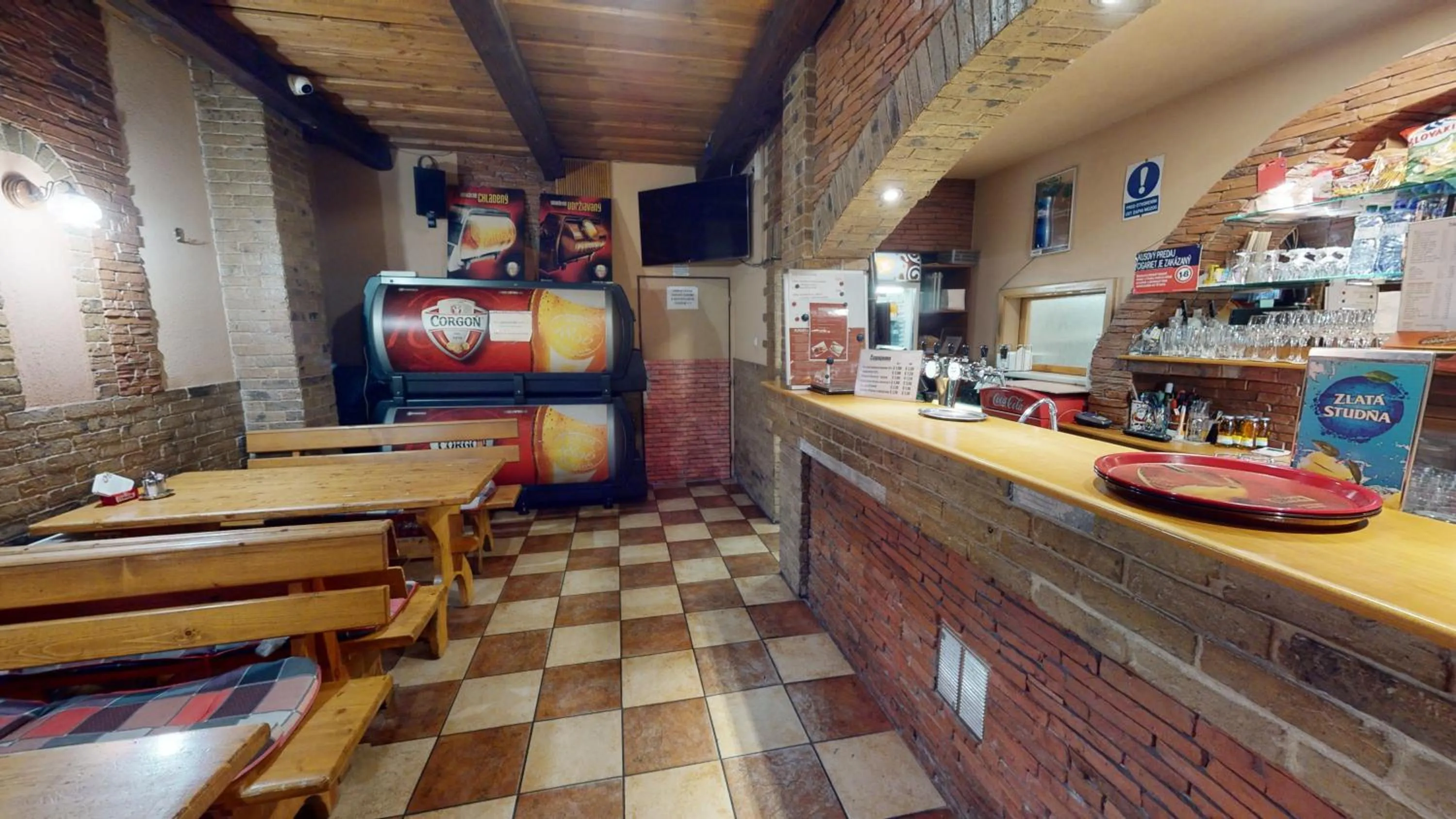 Restaurant/places to eat in Rusovský Penzión