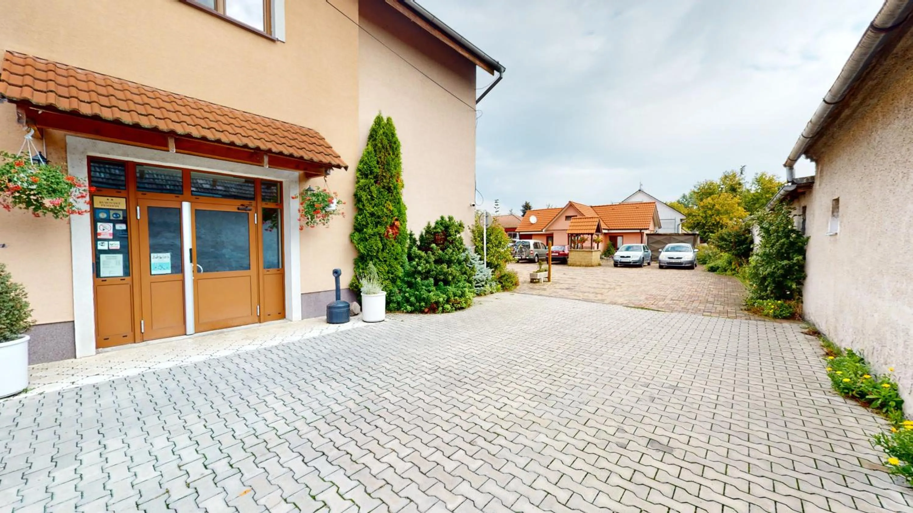 Property building in Rusovský Penzión