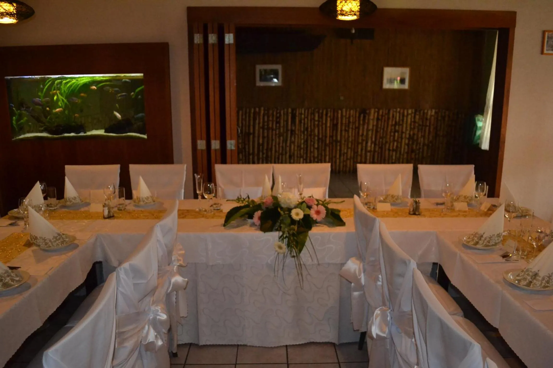 Restaurant/places to eat in Rusovský Penzión