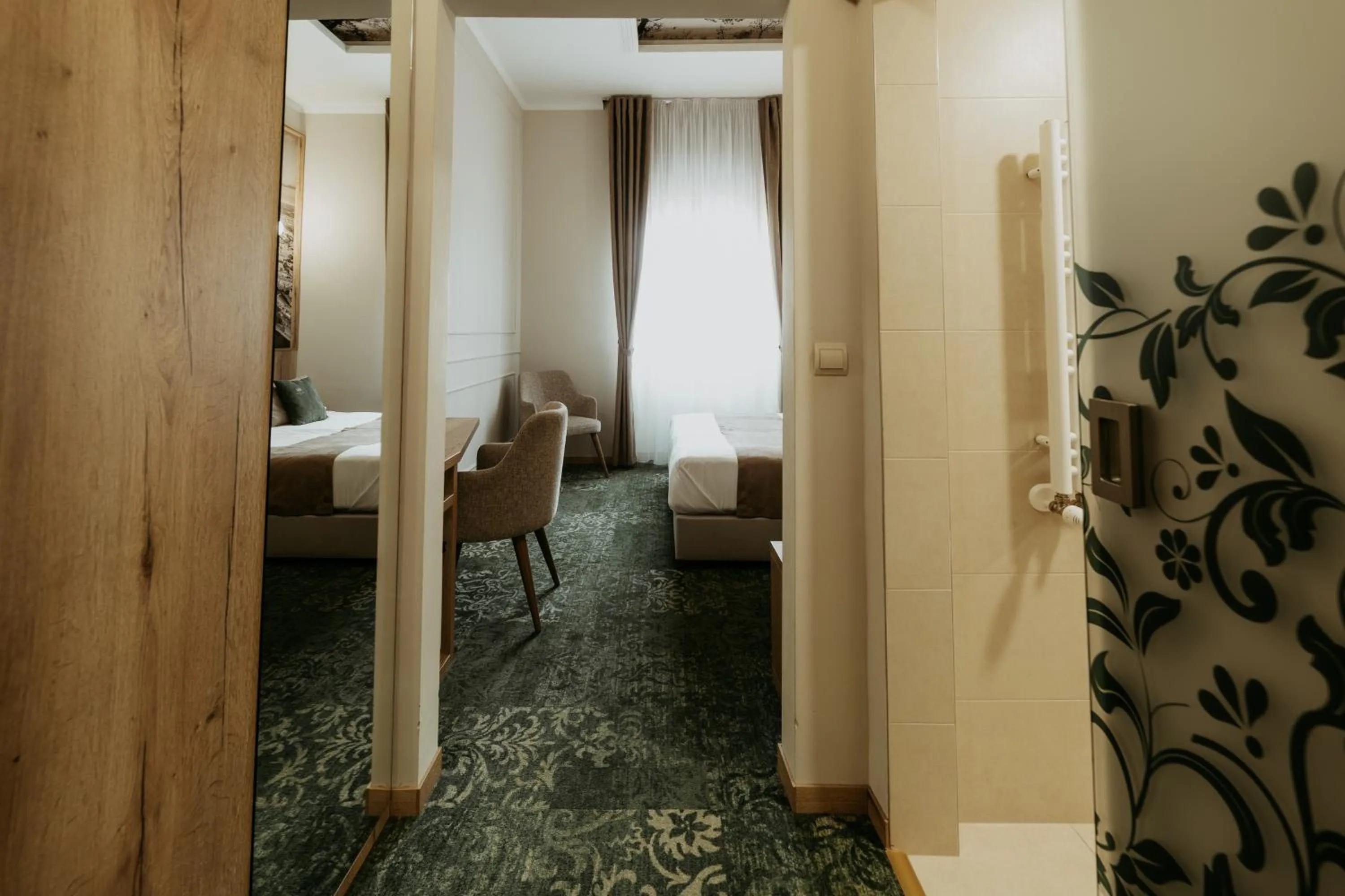 Photo of the whole room, Bed in Duna Wellness Hotel