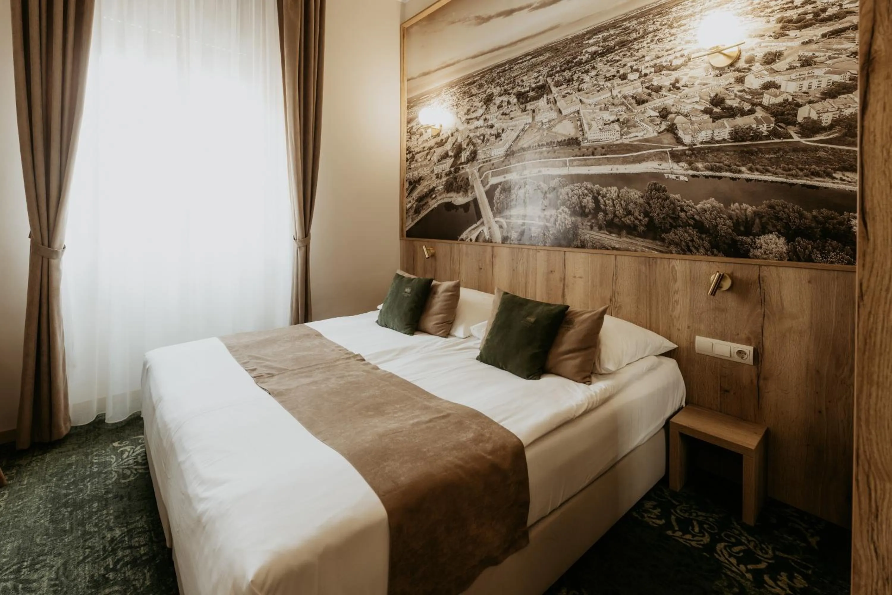 Photo of the whole room, Bed in Duna Wellness Hotel