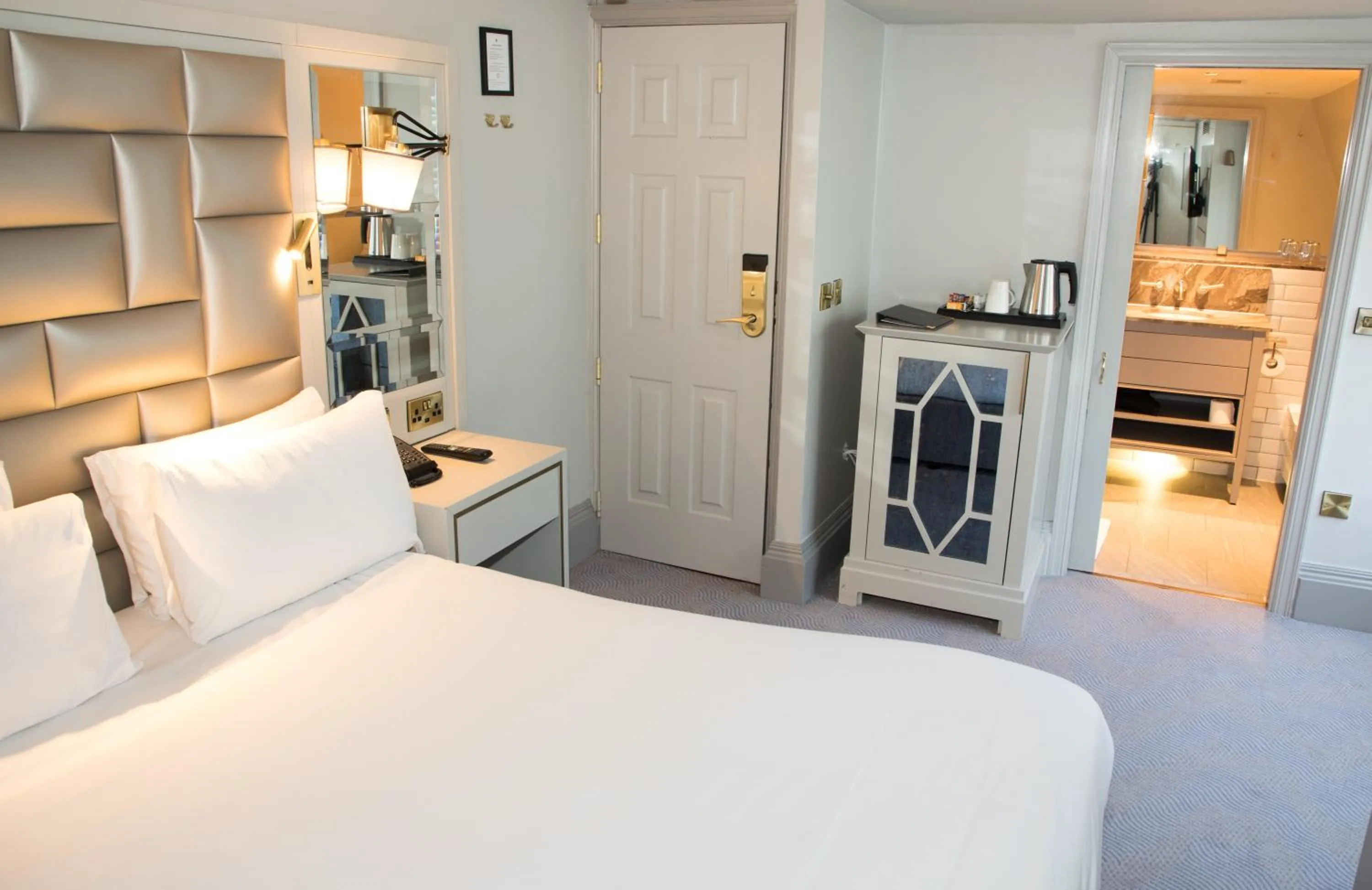 Bed in Henrietta House, a member of Radisson Individuals