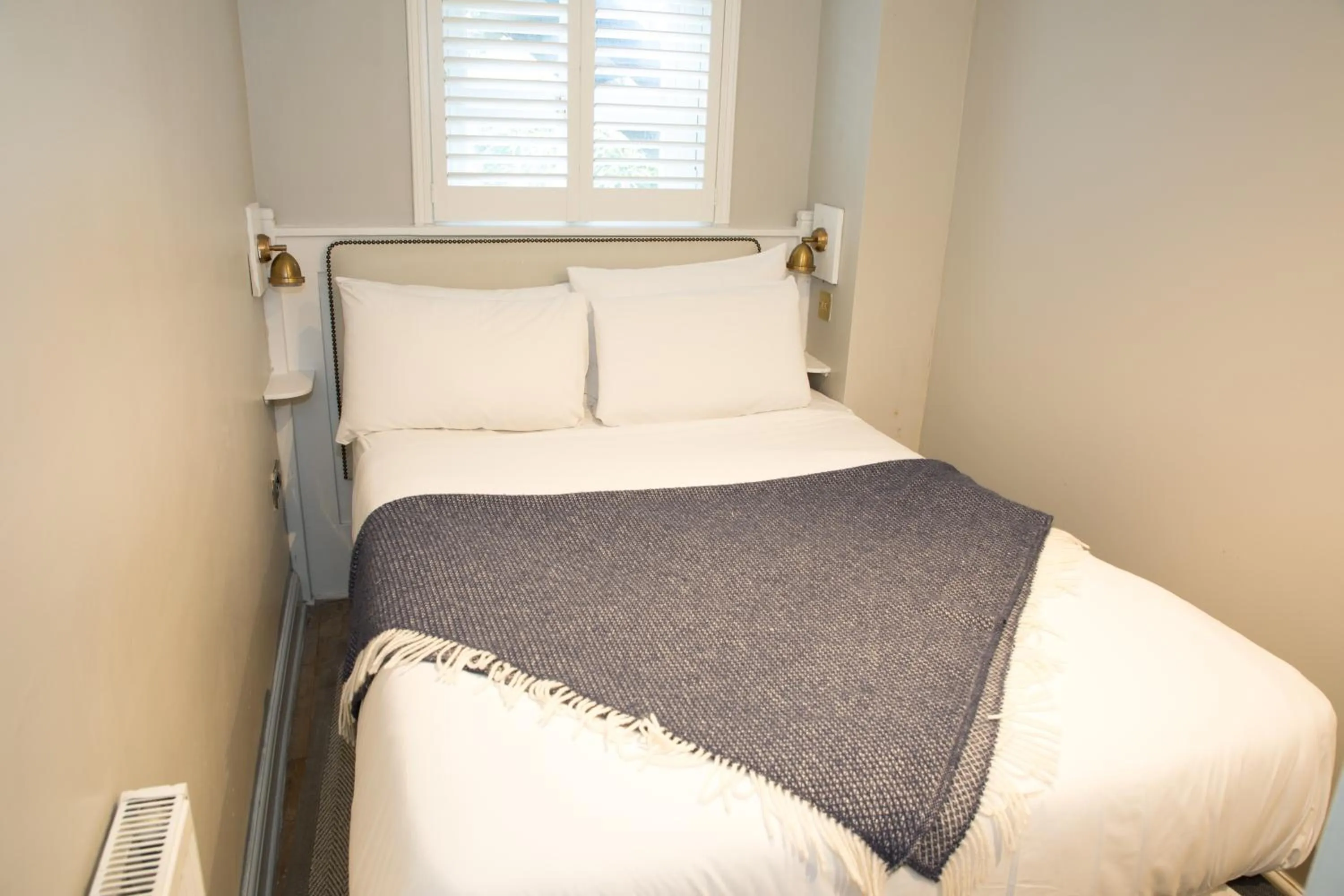 Bed in Henrietta House, a member of Radisson Individuals