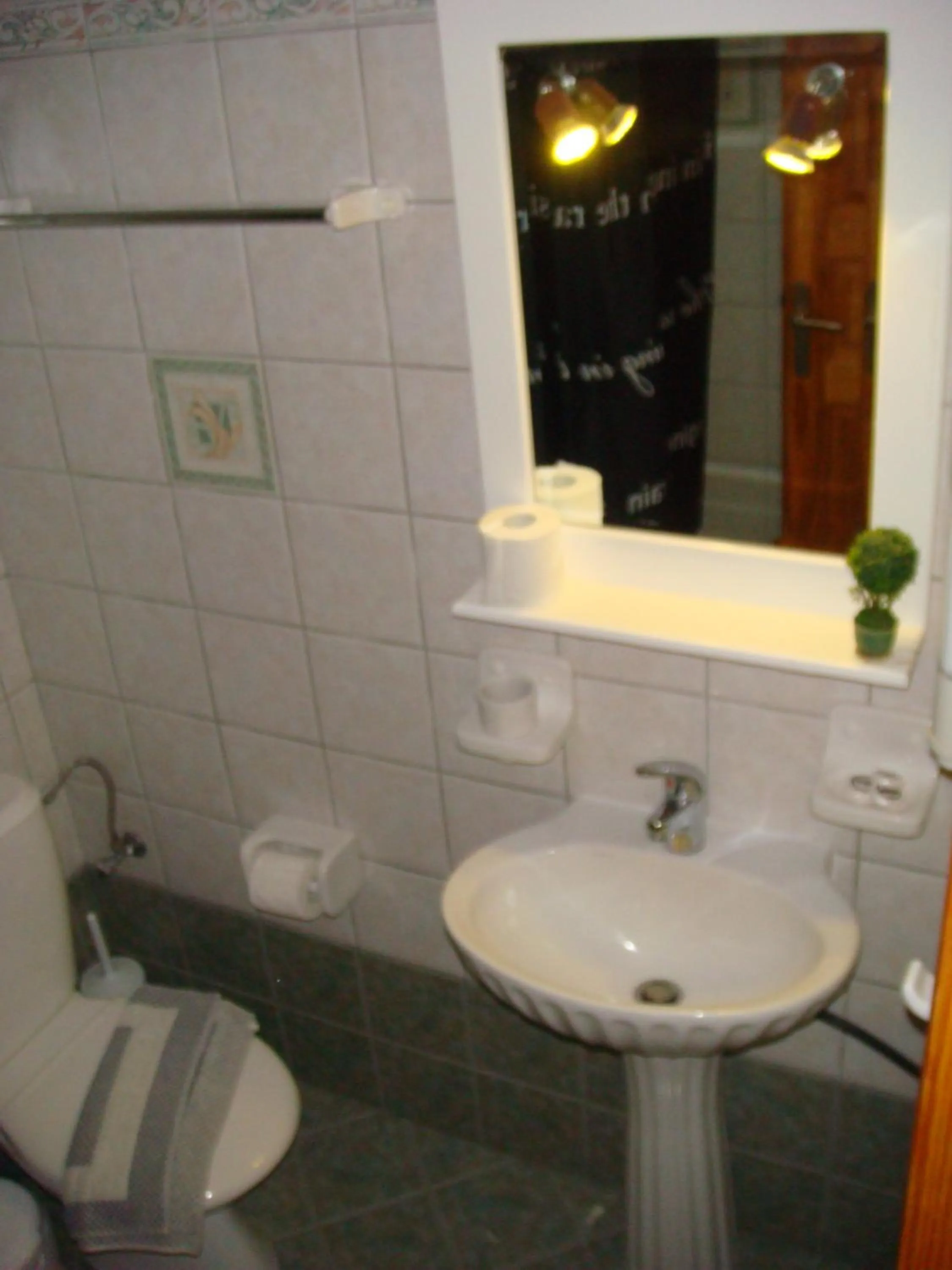 Shower in Boussetil Rooms CapAnMat