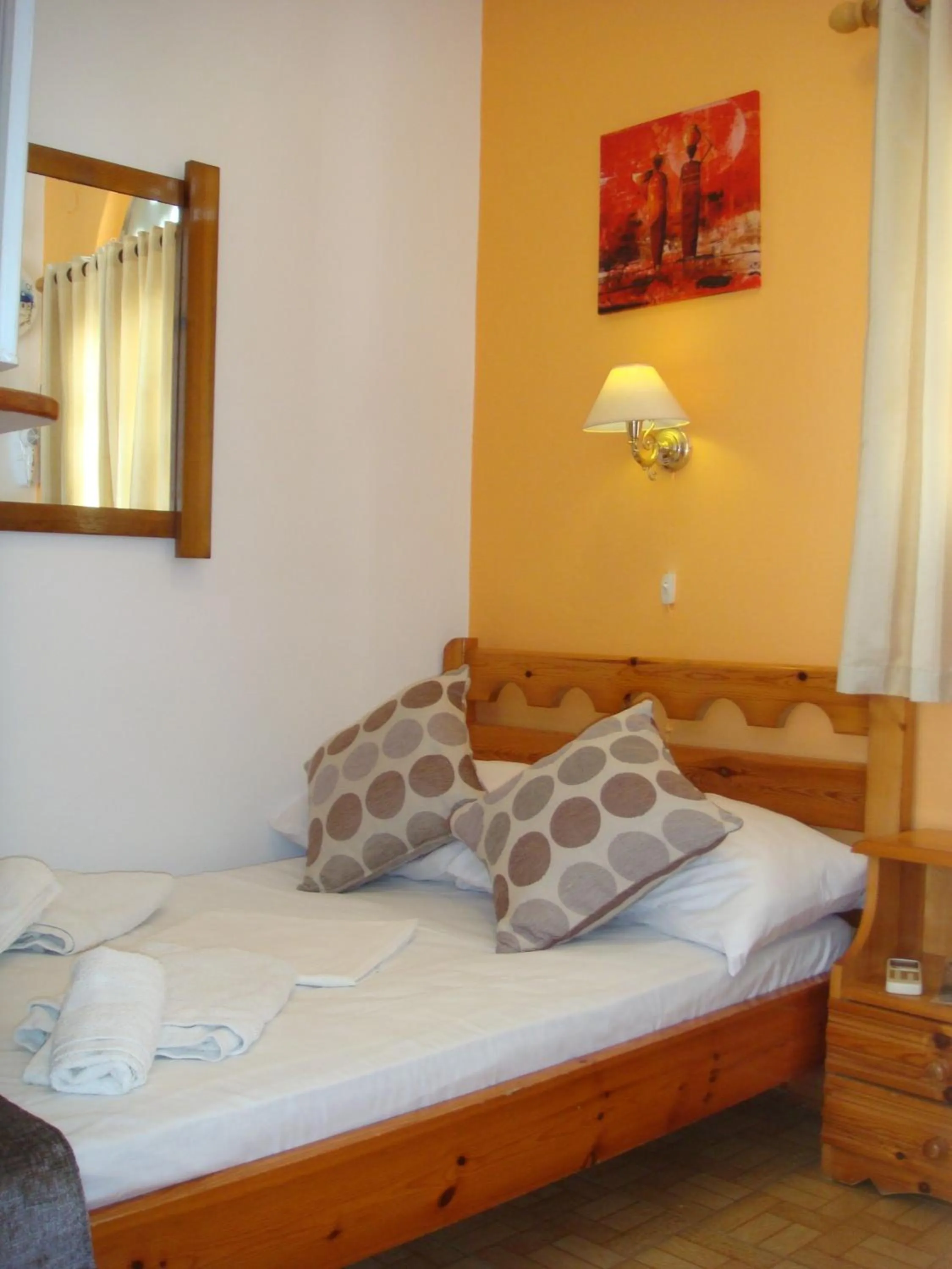 Photo of the whole room, Bed in Boussetil Rooms CapAnMat