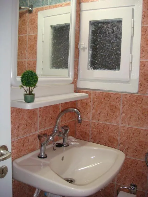 Bathroom in Boussetil Rooms CapAnMat