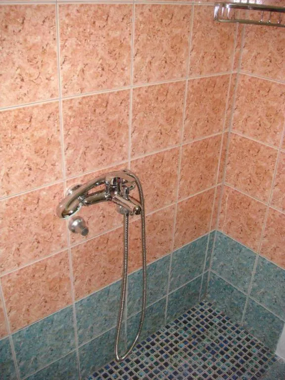 Shower in Boussetil Rooms CapAnMat