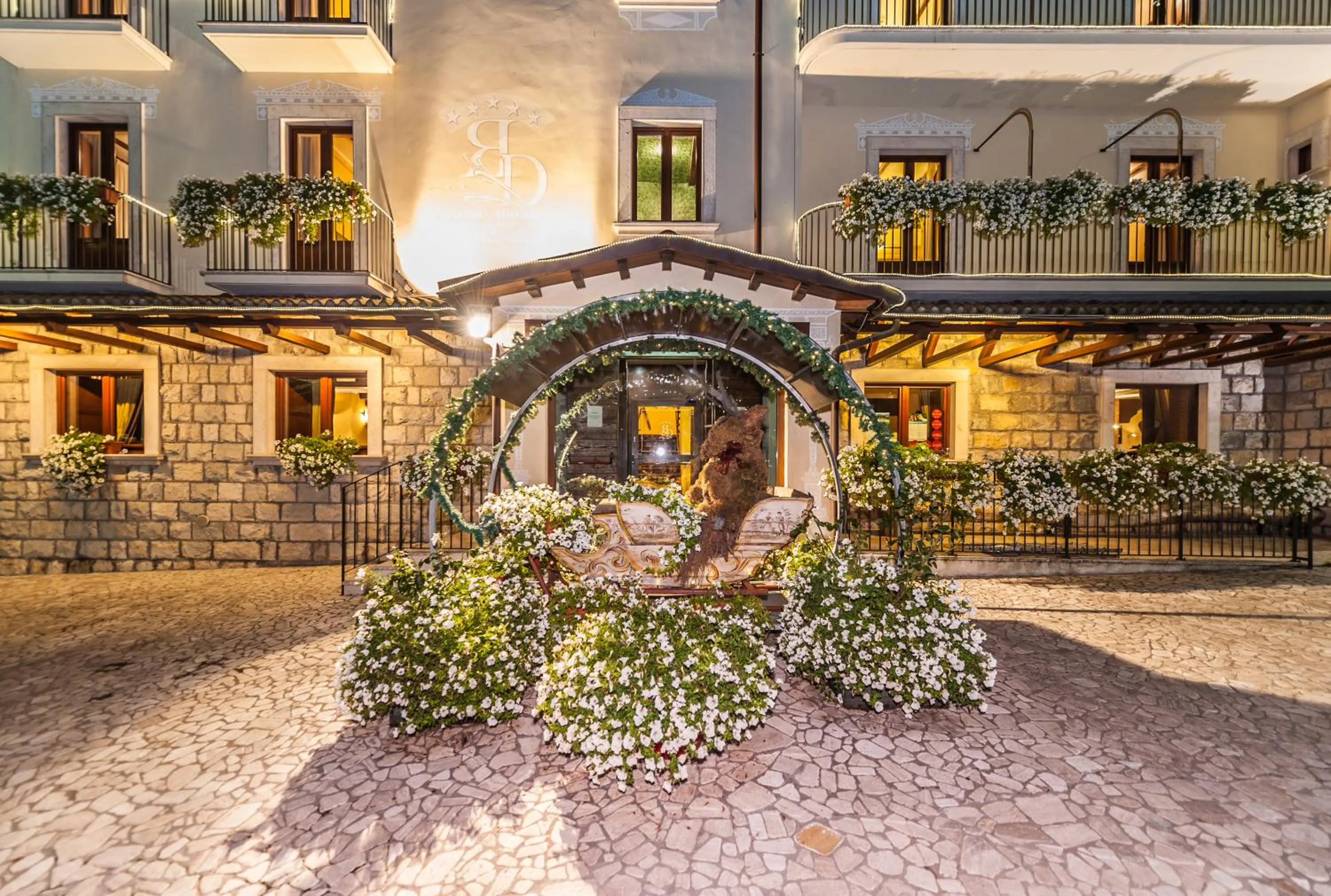 Property building in Relais Ducale Spa & Pool