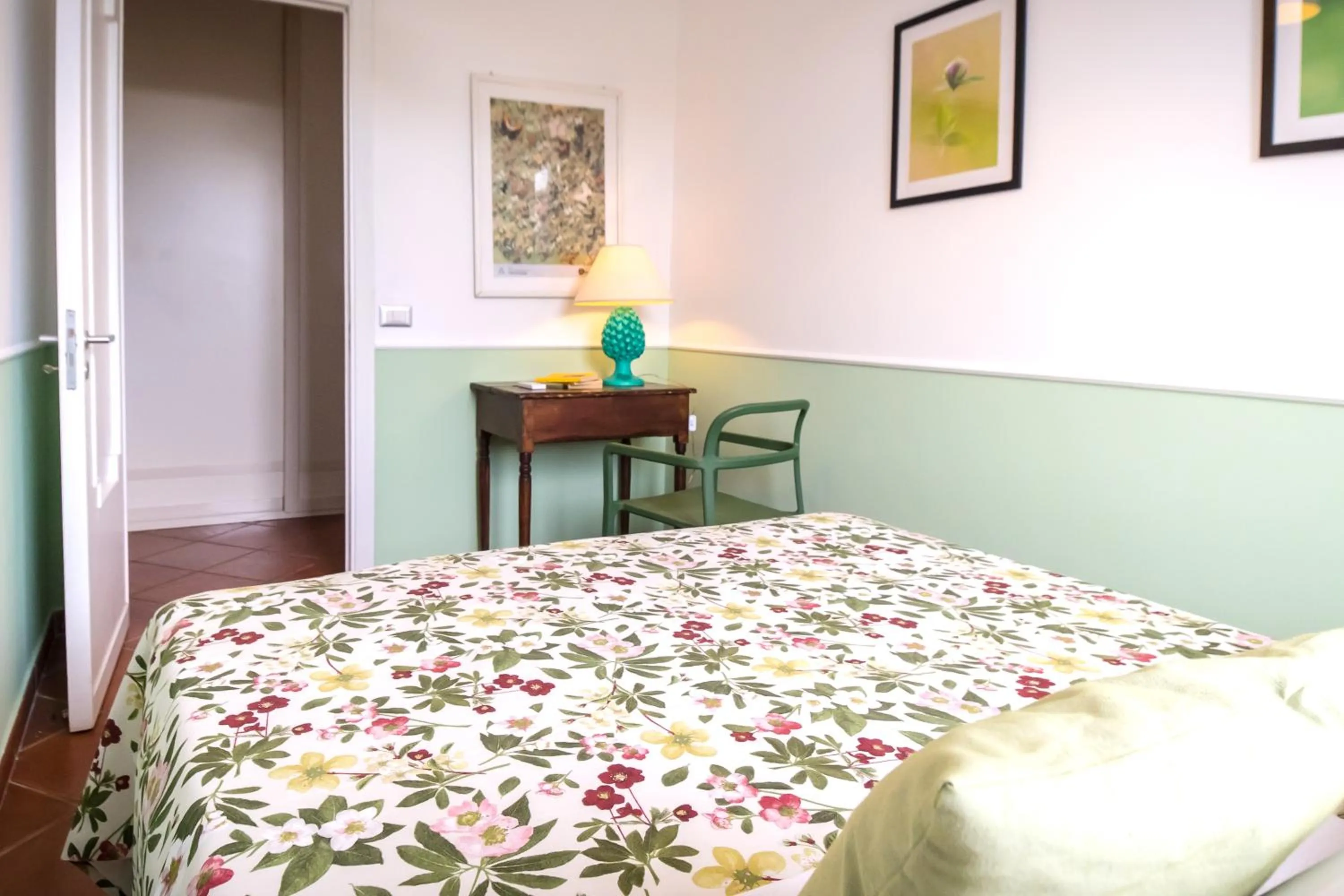 Photo of the whole room, Bed in Villa delle Palme