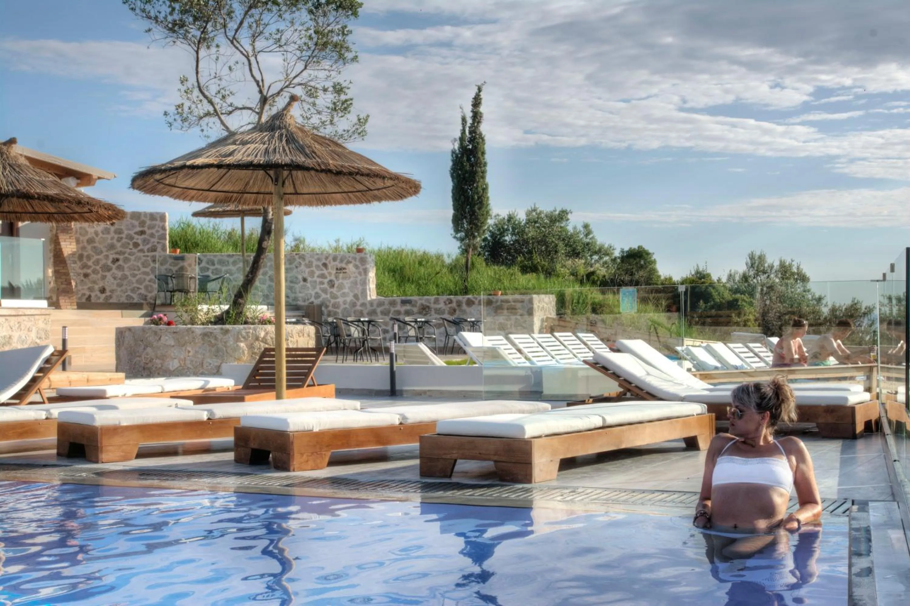 Swimming pool in Porto Demo Hotel