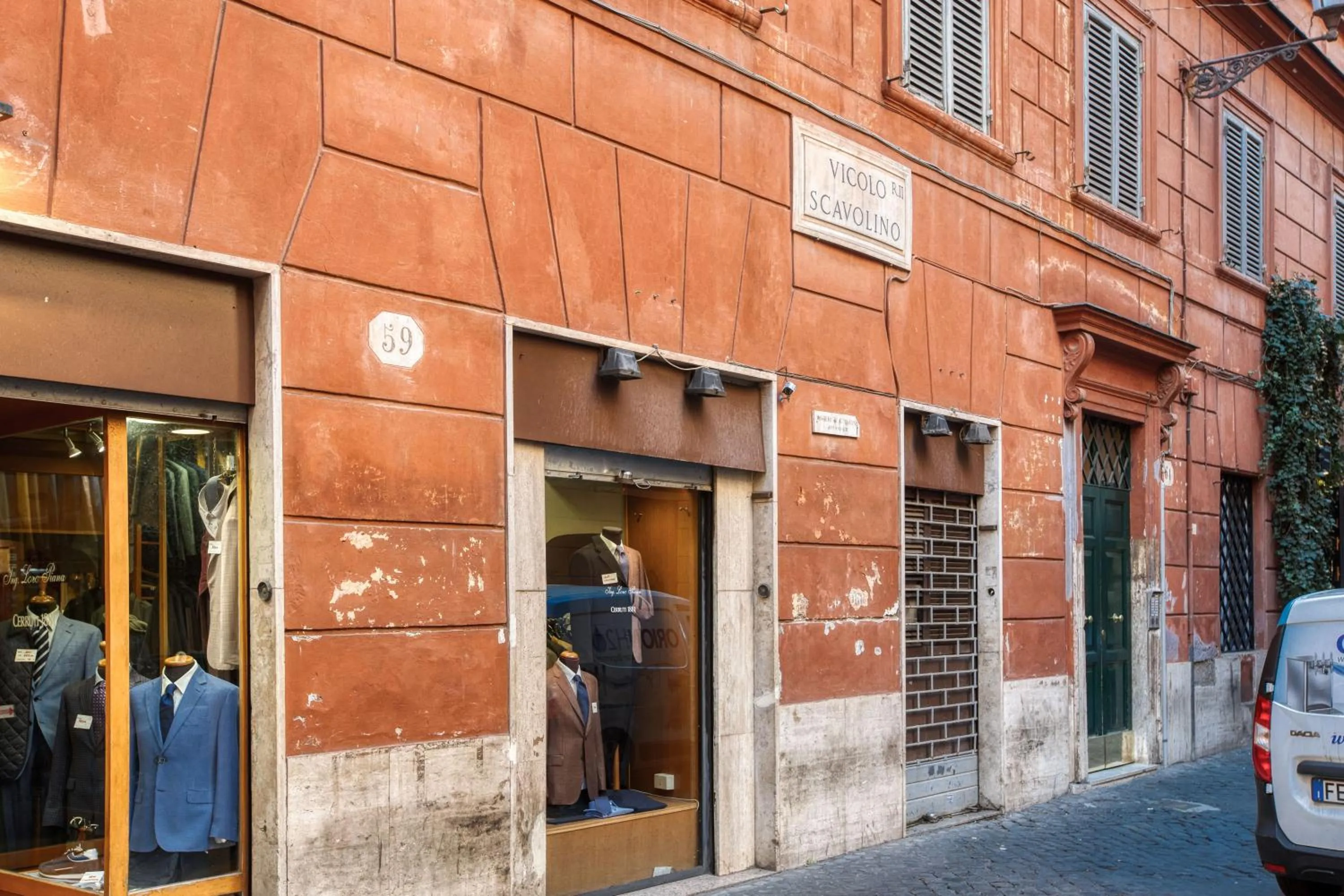 Property building in BQ House Trevi Luxury Rooms