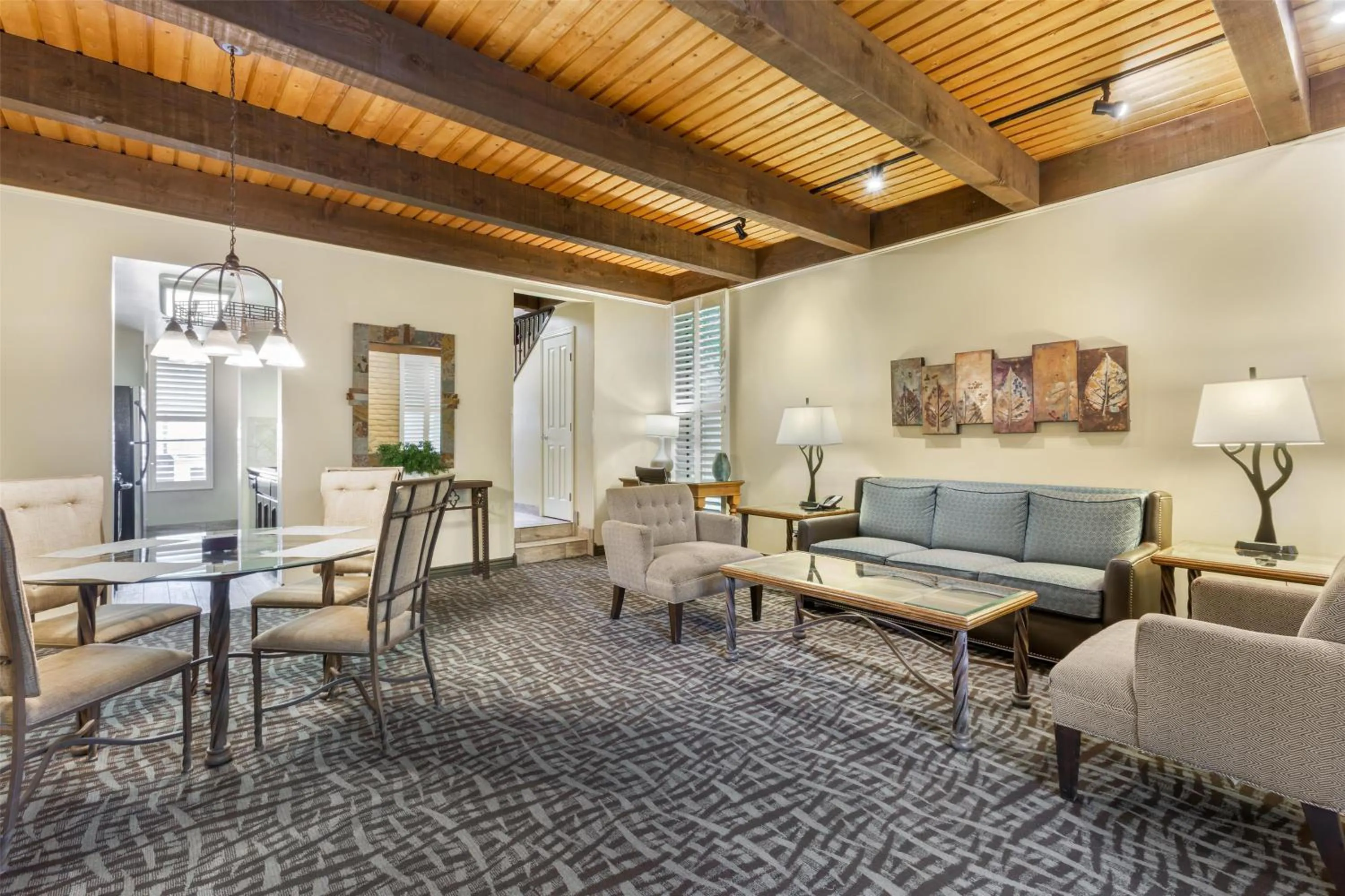 Photo of the whole room in Best Western Plus Arroyo Roble Hotel & Creekside Villas