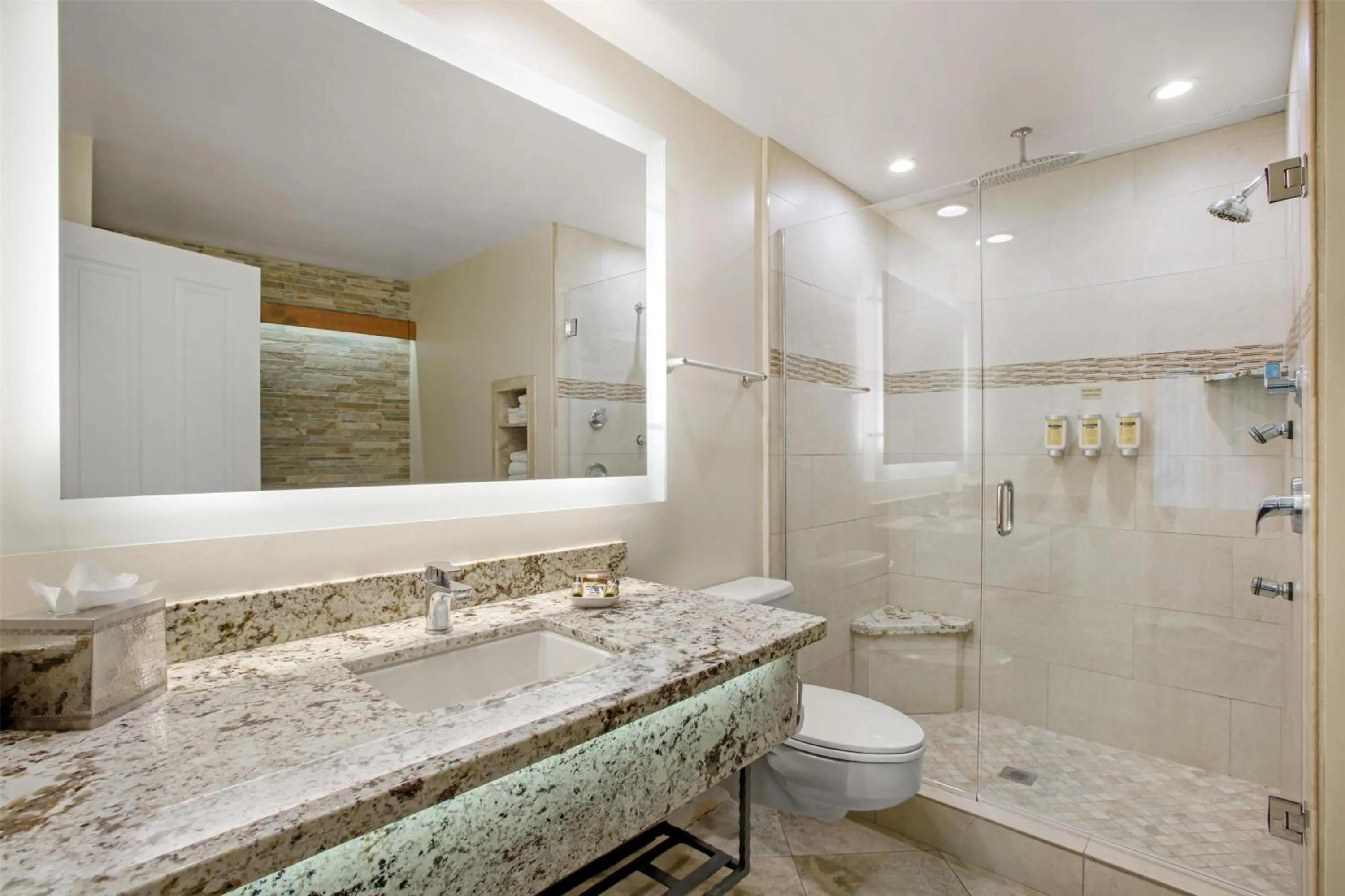 Bathroom in Best Western Plus Arroyo Roble Hotel & Creekside Villas