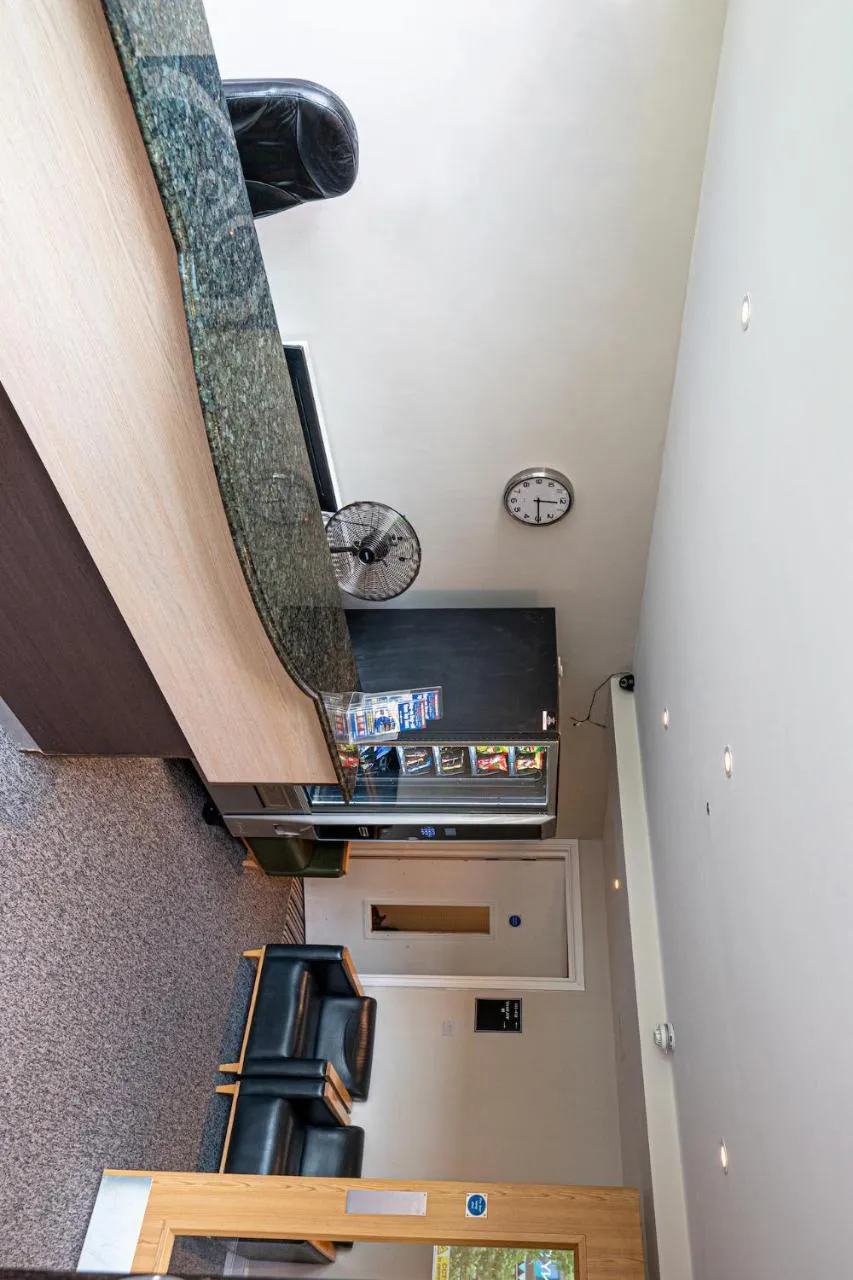Lobby or reception in Maiden Oval
