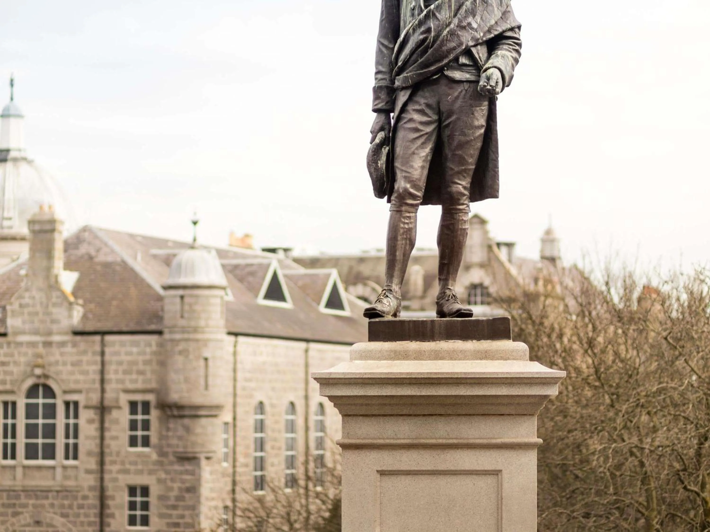 Property building in ibis Aberdeen Centre – Quayside