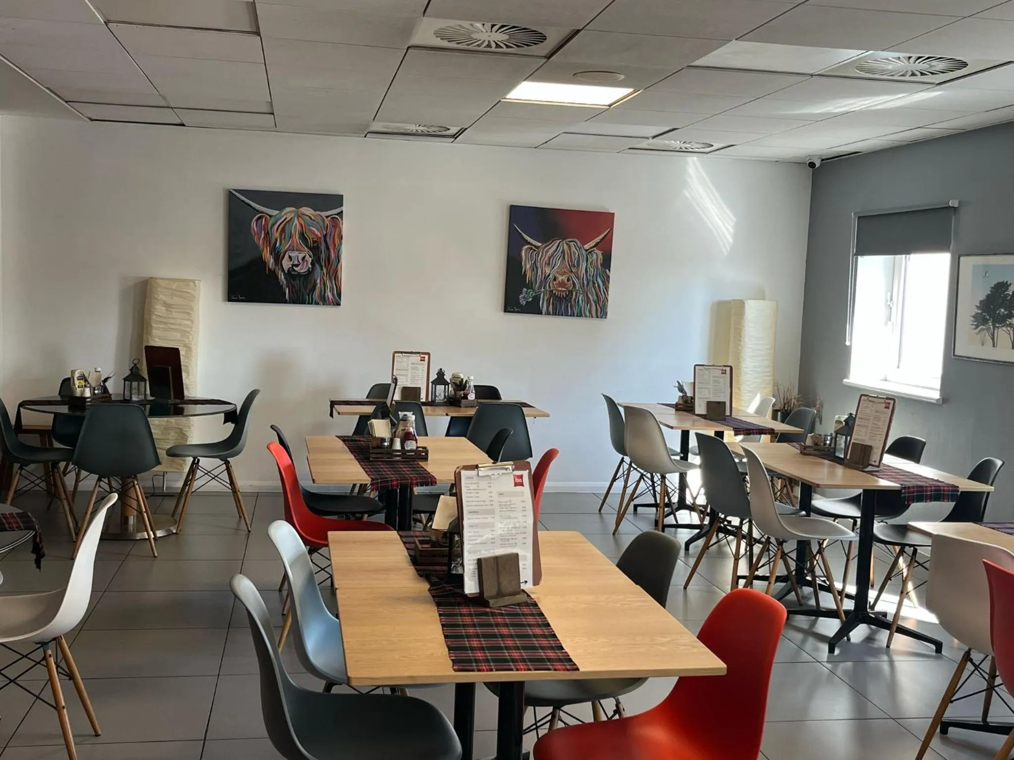 Restaurant/places to eat in ibis Aberdeen Centre – Quayside