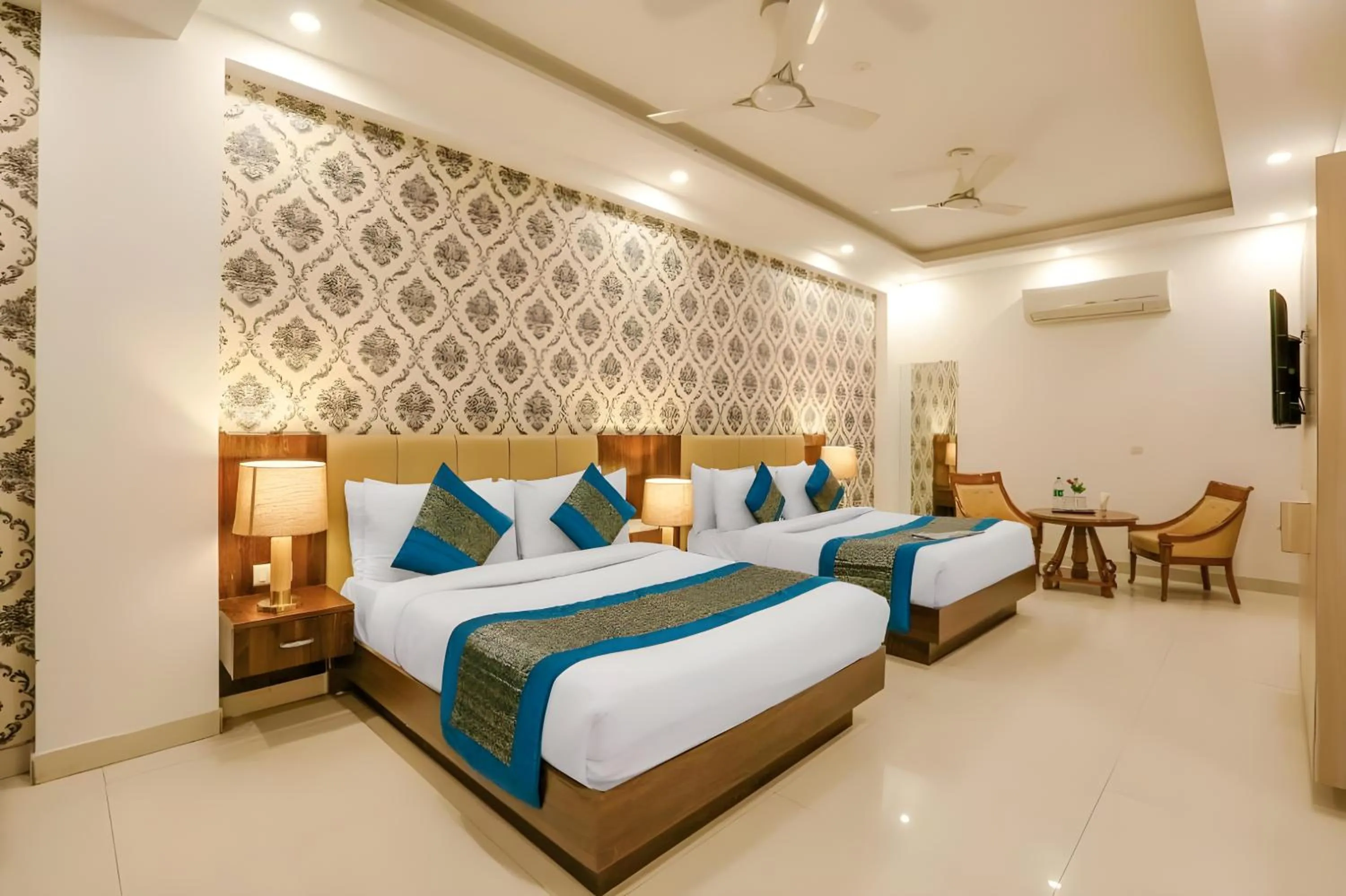 Hotel Almati Inn - Near Delhi Airport