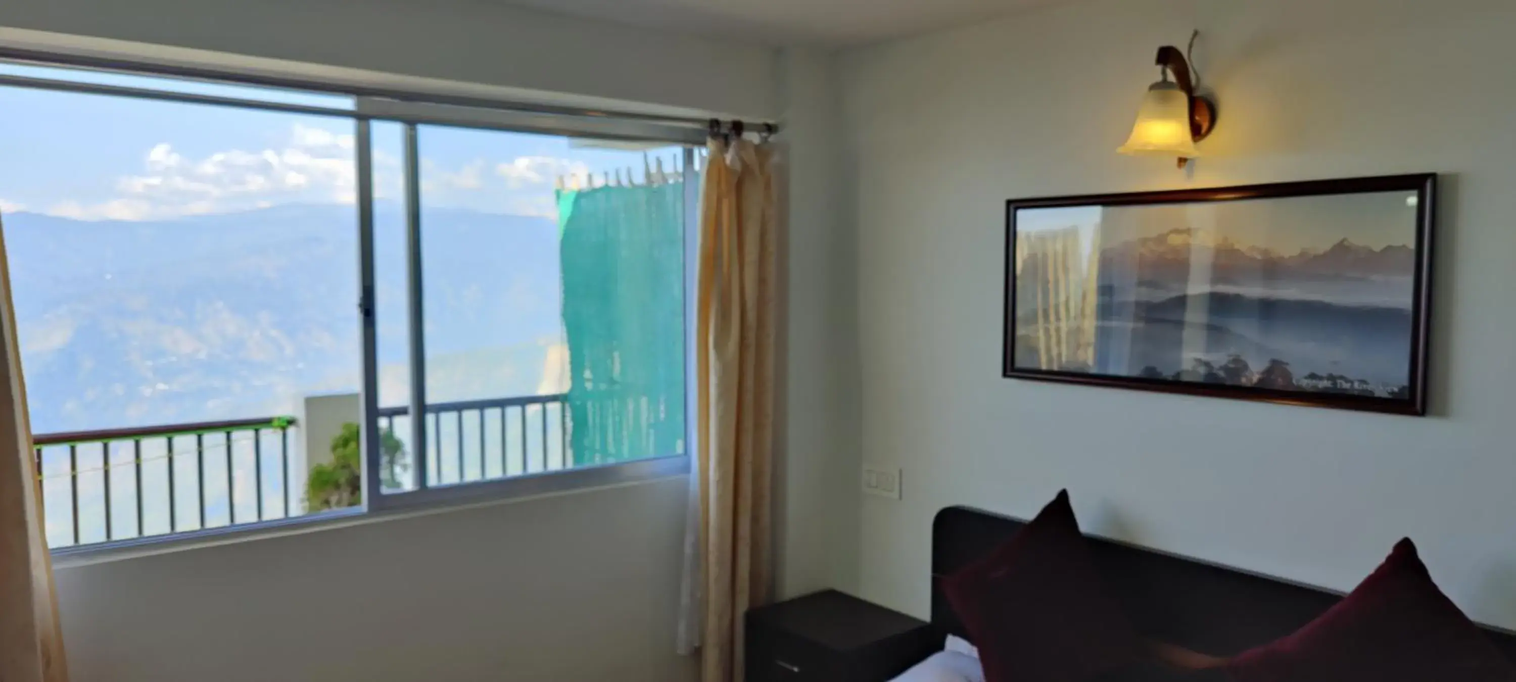 Triple Room with Mountain View in The River View Homestay Triple Room with Mountain View in The River View Homestay
