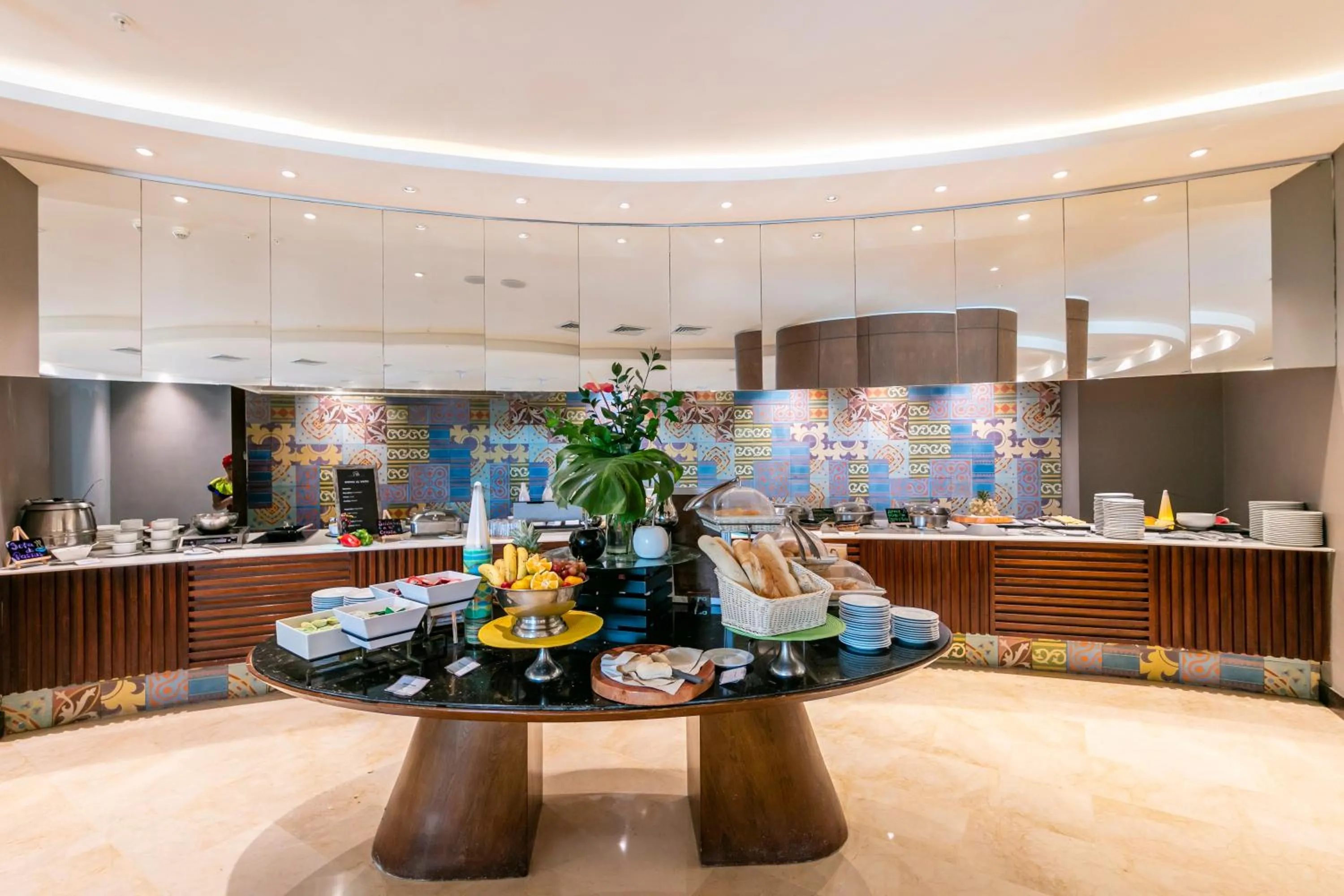 Breakfast in Holiday Inn Cartagena Morros by IHG