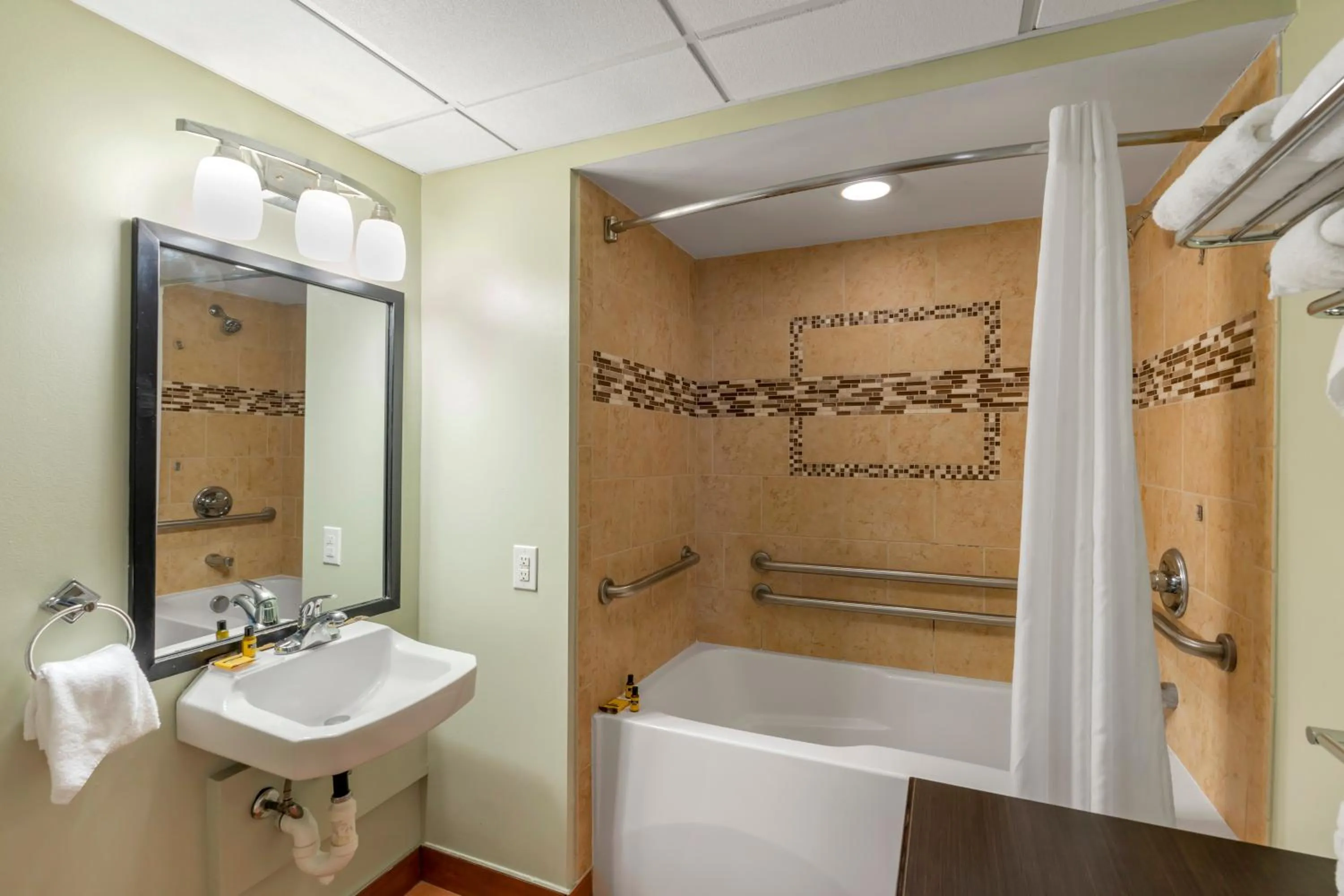 Bath in Sandcastle Resort