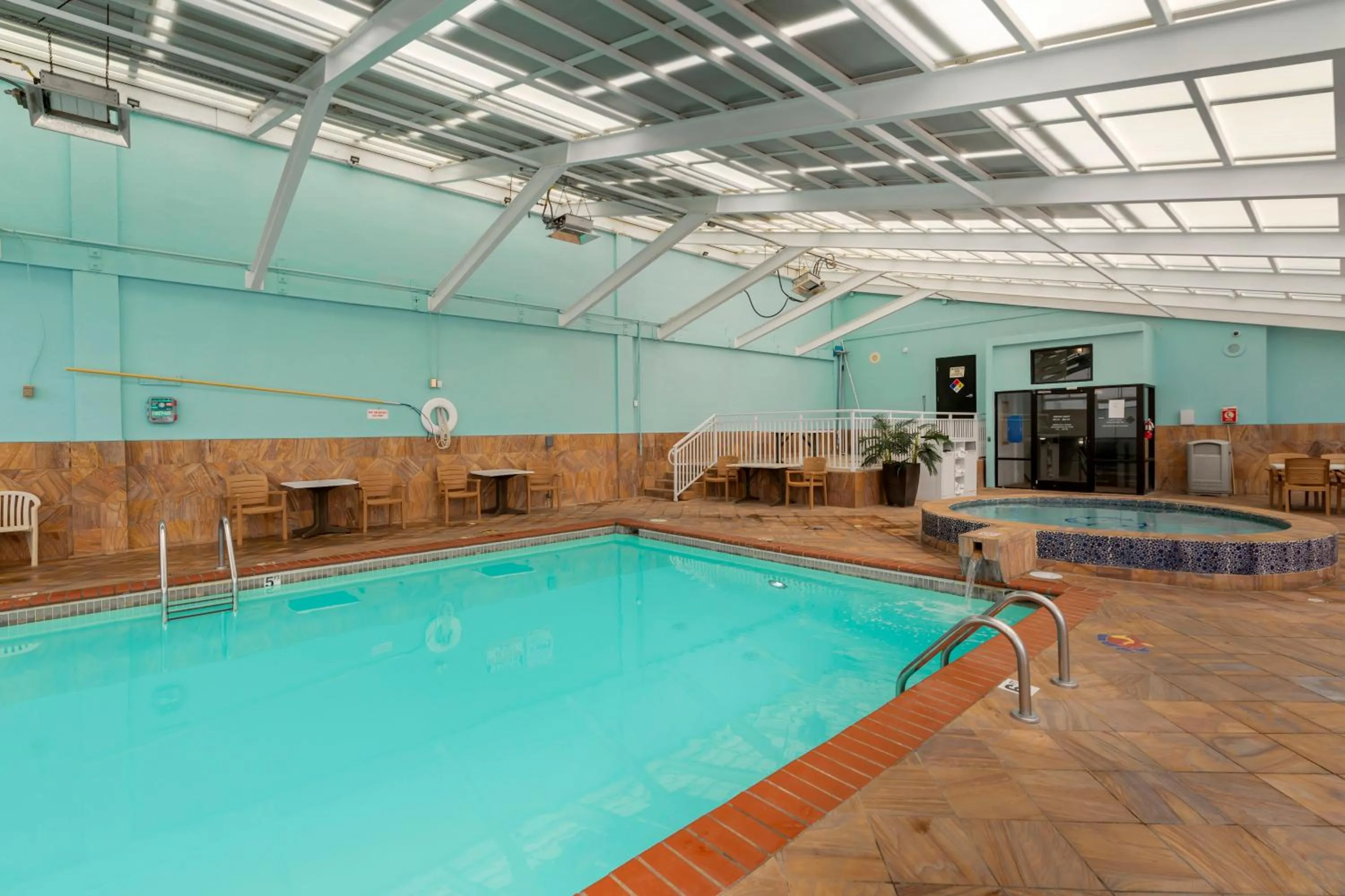 Pool view in Sandcastle Resort