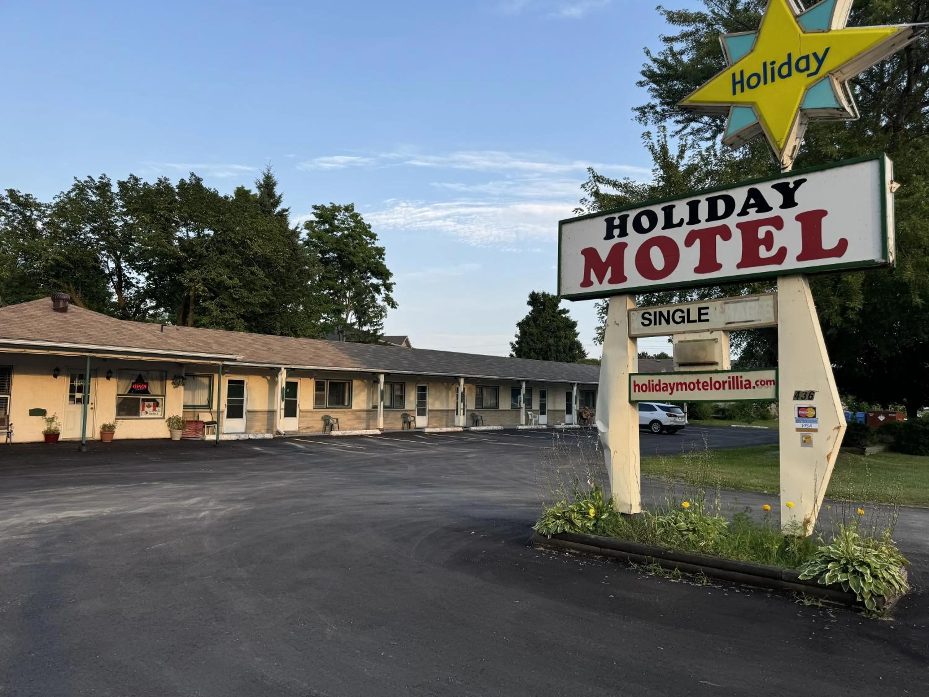 Holiday Motel