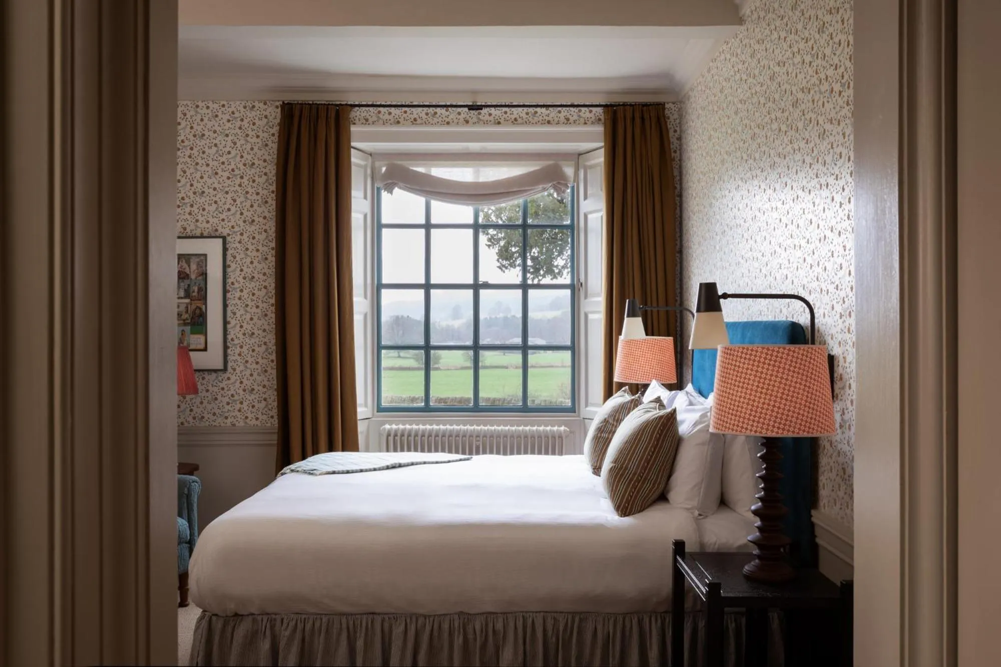 Bed in Cavendish Hotel