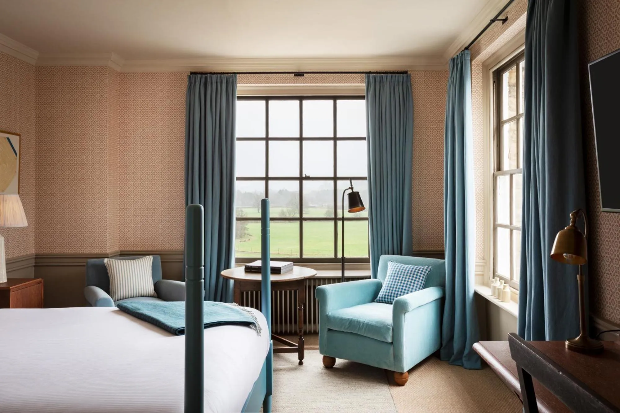 Bedroom, Bed in Cavendish Hotel