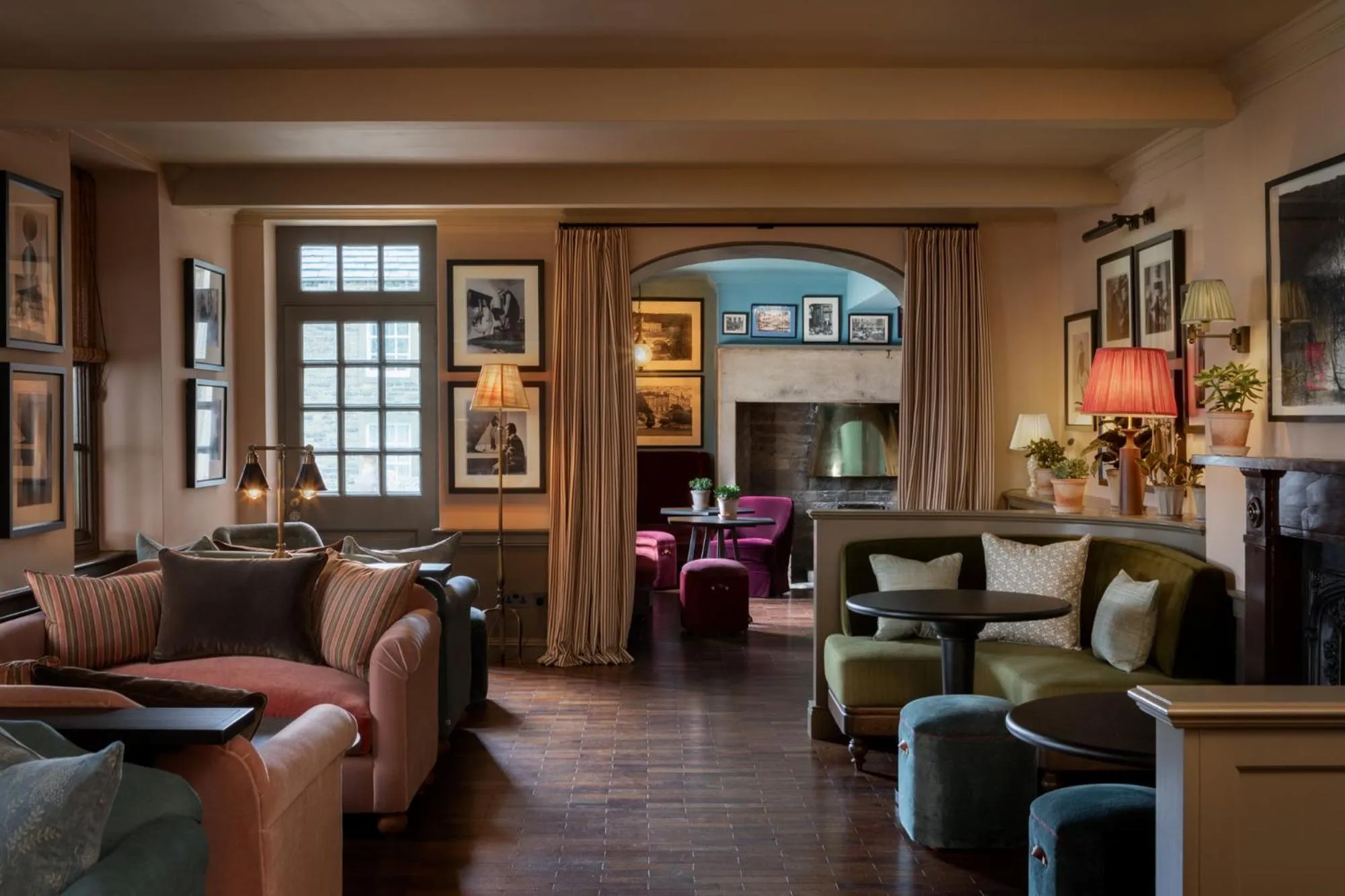 Lounge or bar in Cavendish Hotel