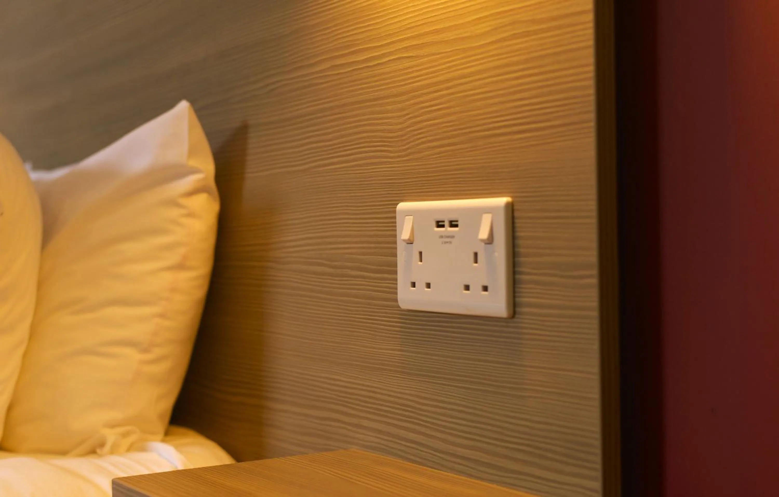 Bed in Piccadilly Hotel