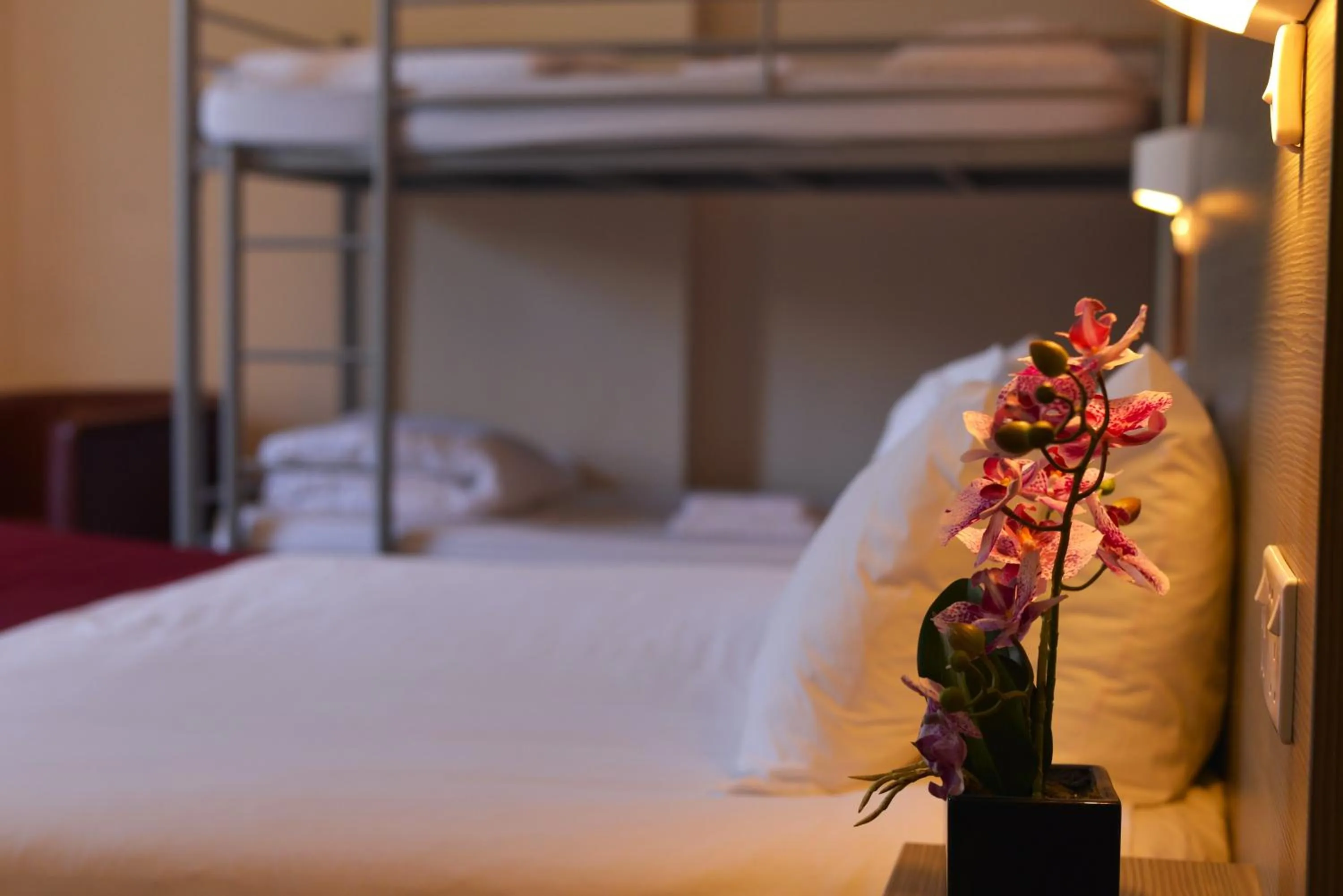 Bedroom in Piccadilly Hotel