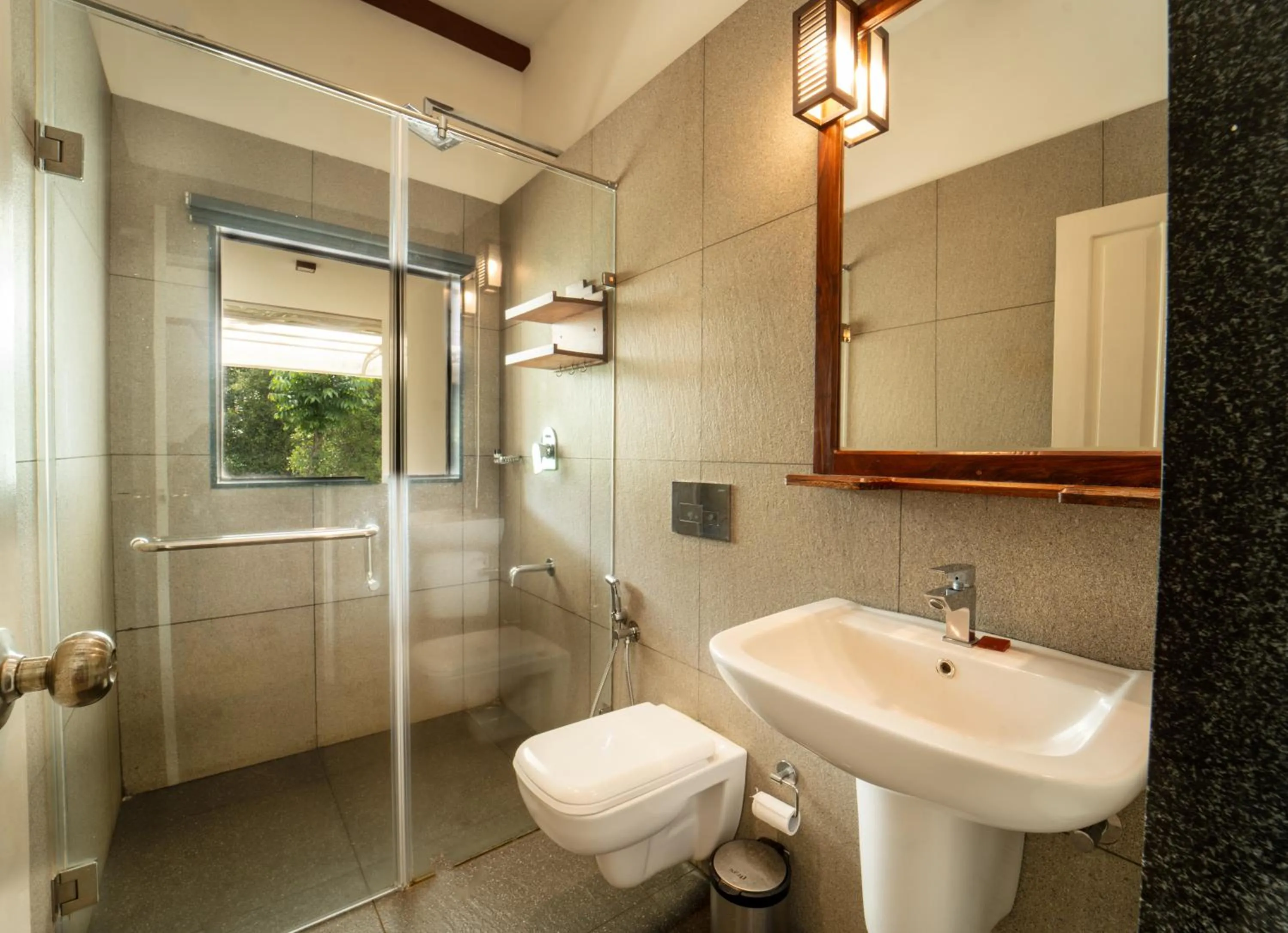 Shower in Coffee and Pepper Plantation Homestay