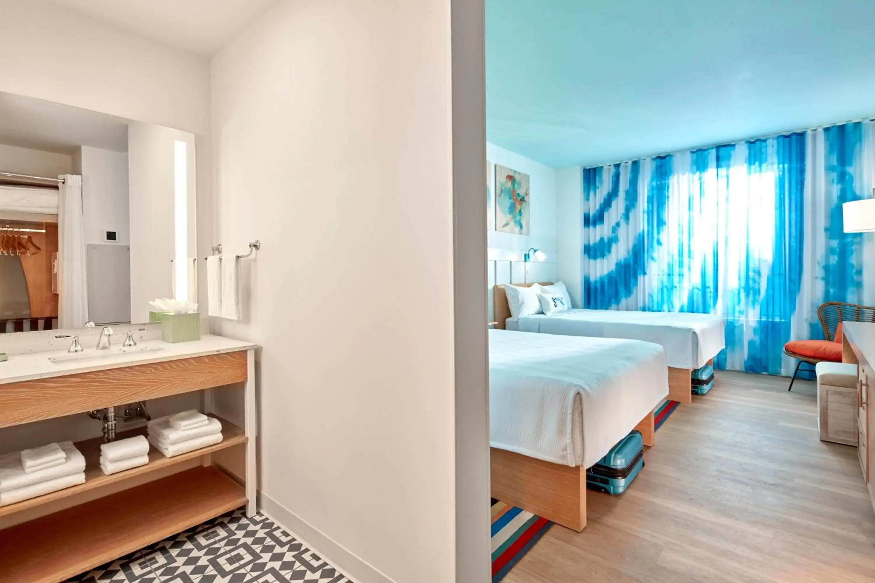 Queen Room with Two Queen Beds - Pool View (Includes Early Park Admission*) in Universal's Endless Summer Resort - Surfside Inn and Suites Queen Room with Two Queen Beds - Pool View (Includes Early Park Admission*) in Universal's Endless Summer Resort - Surfside Inn and Suites