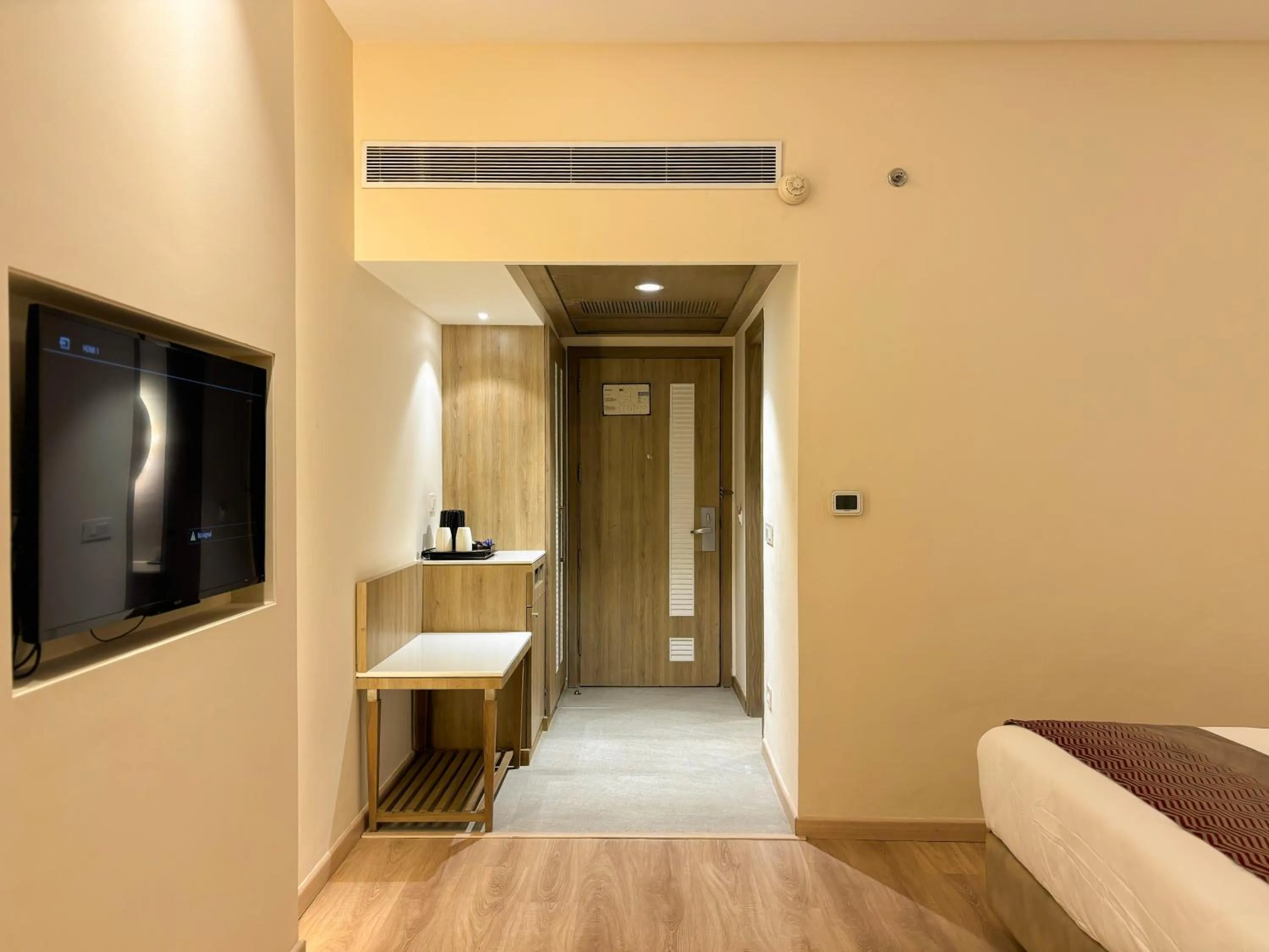 Photo of the whole room, Bed in Best Western Plus Amritsar