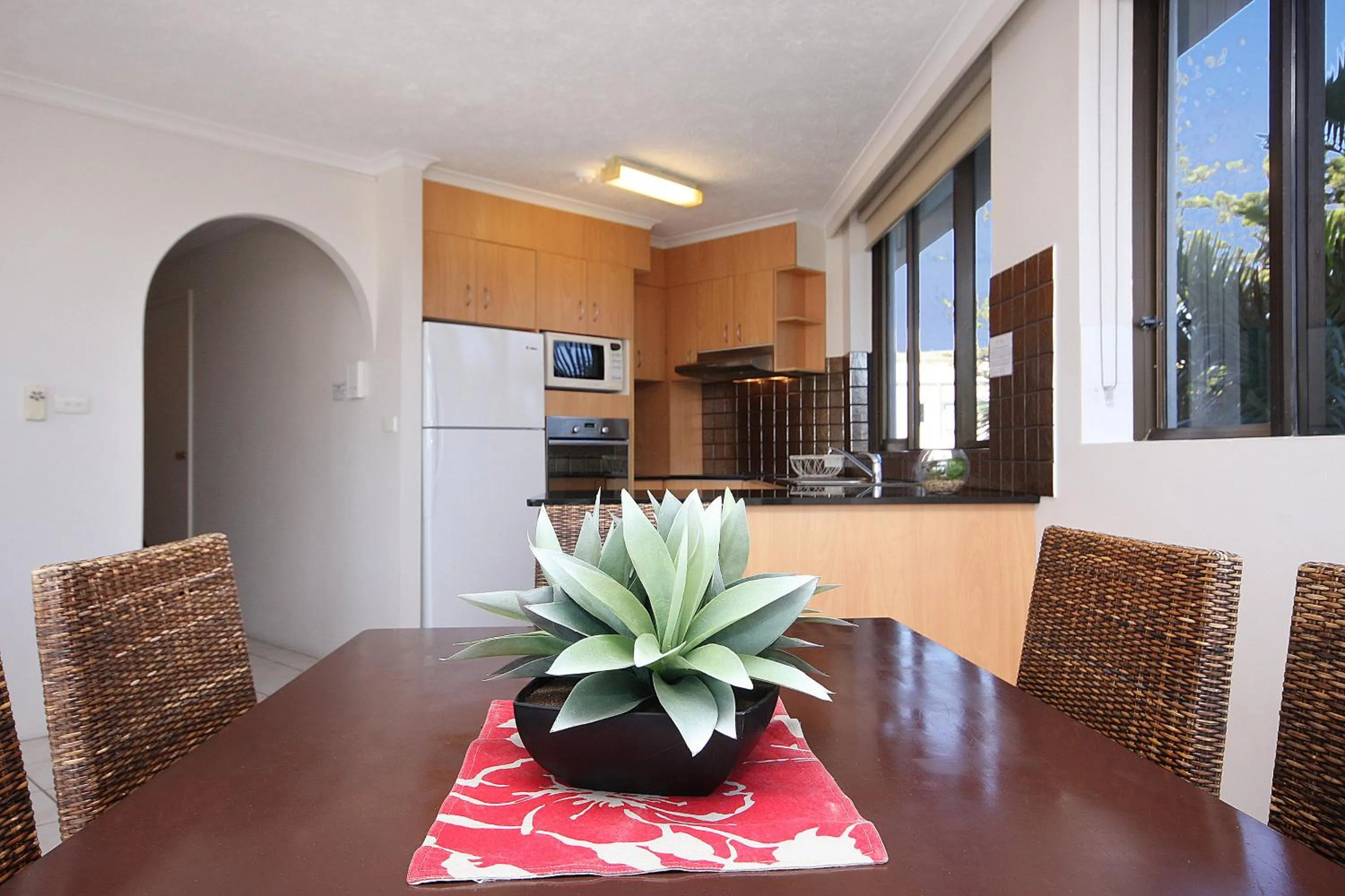Dining area in Spindrift on the Beach - Absolute Beachfront