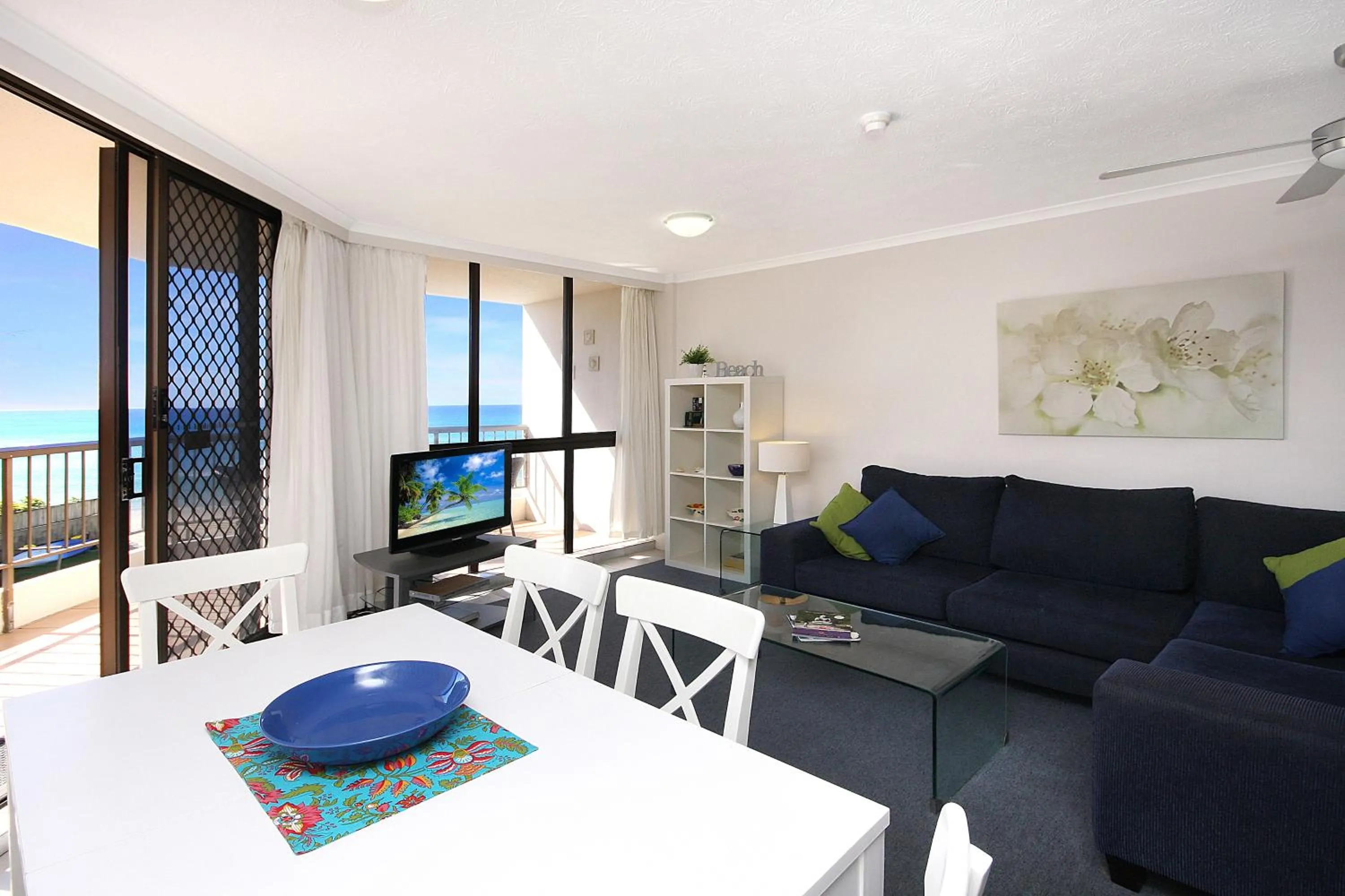 Living room in Spindrift on the Beach - Absolute Beachfront