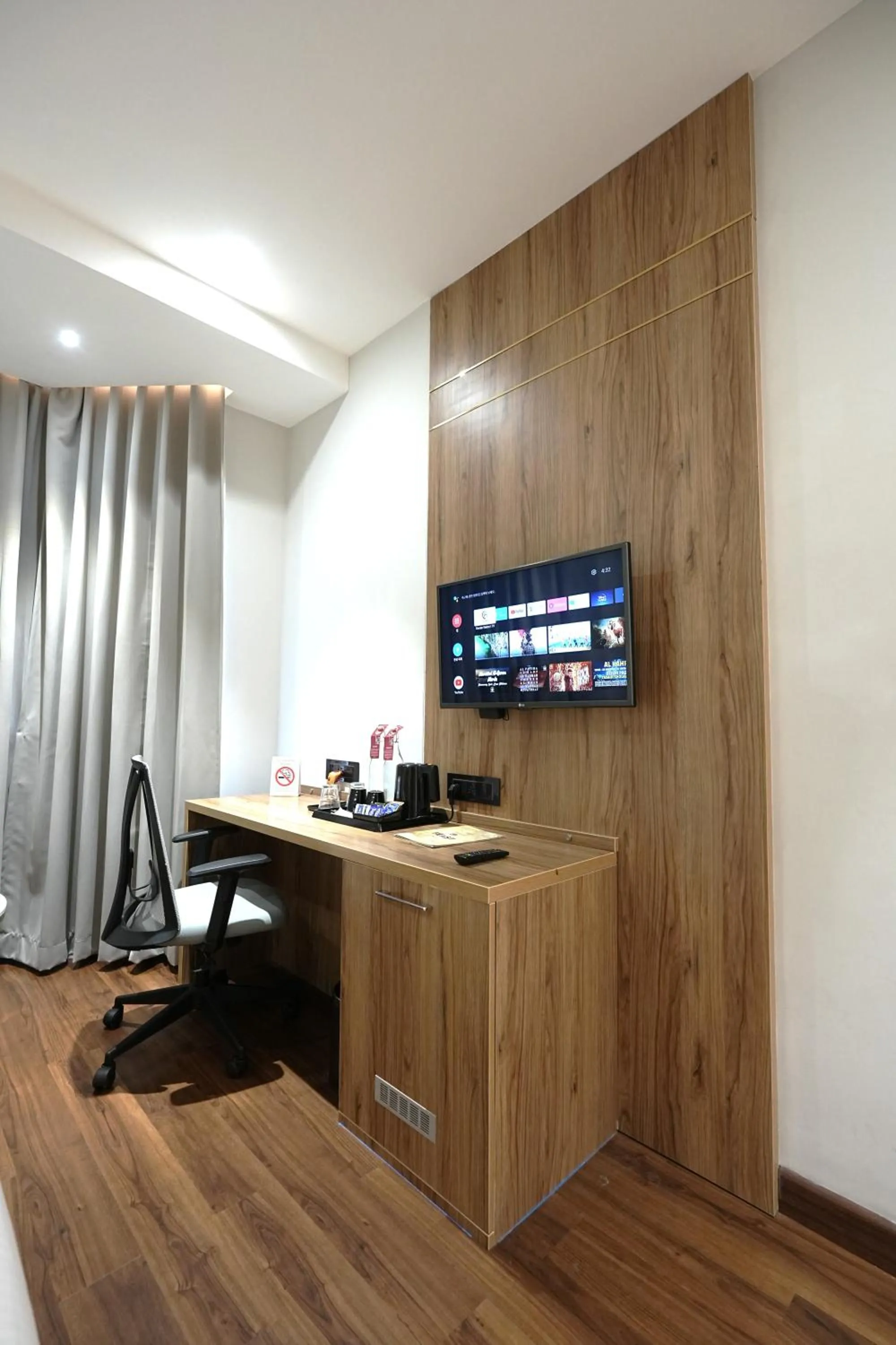 TV and multimedia in Travancore Court