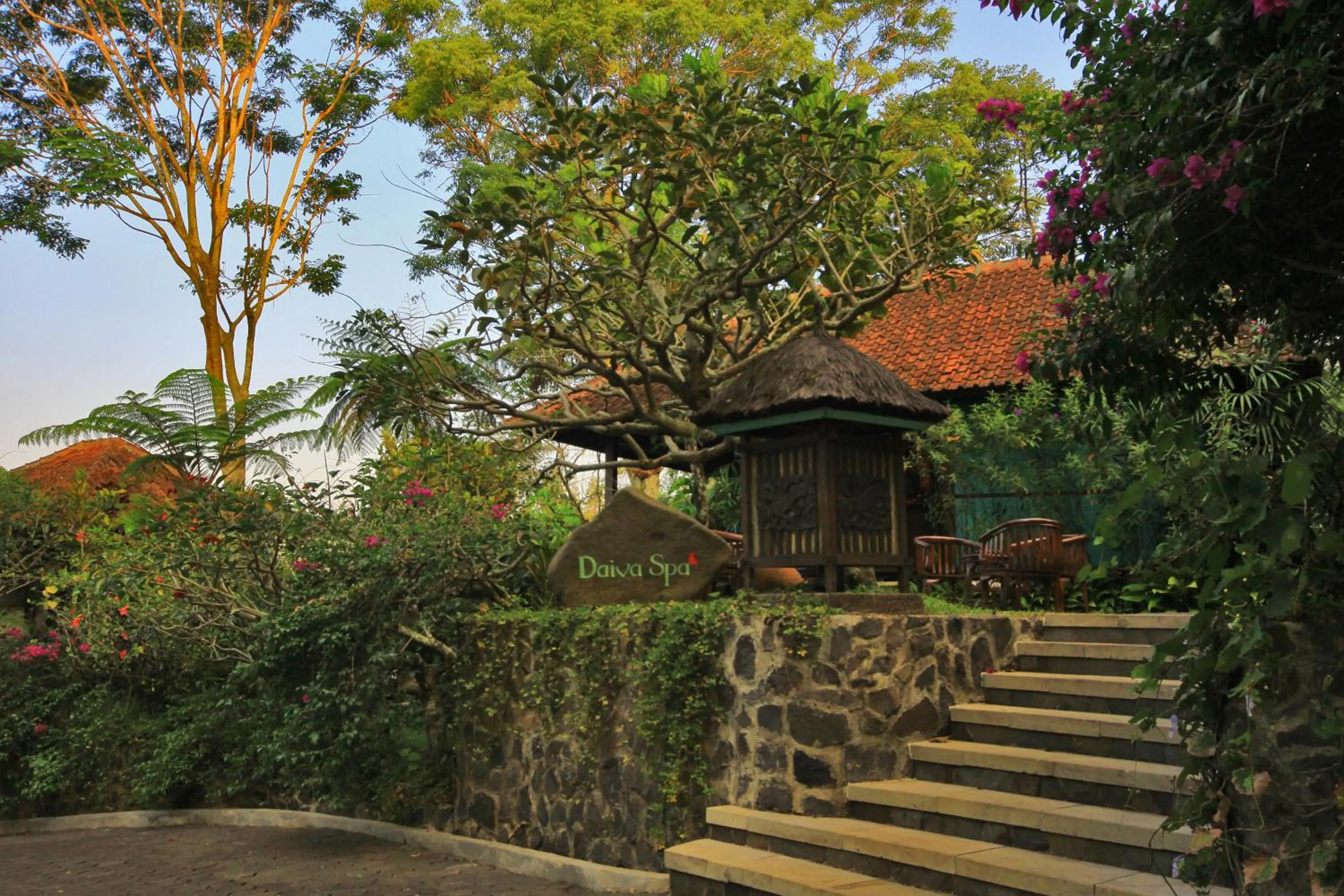 Natural landscape in Novus Giri Resort & Spa
