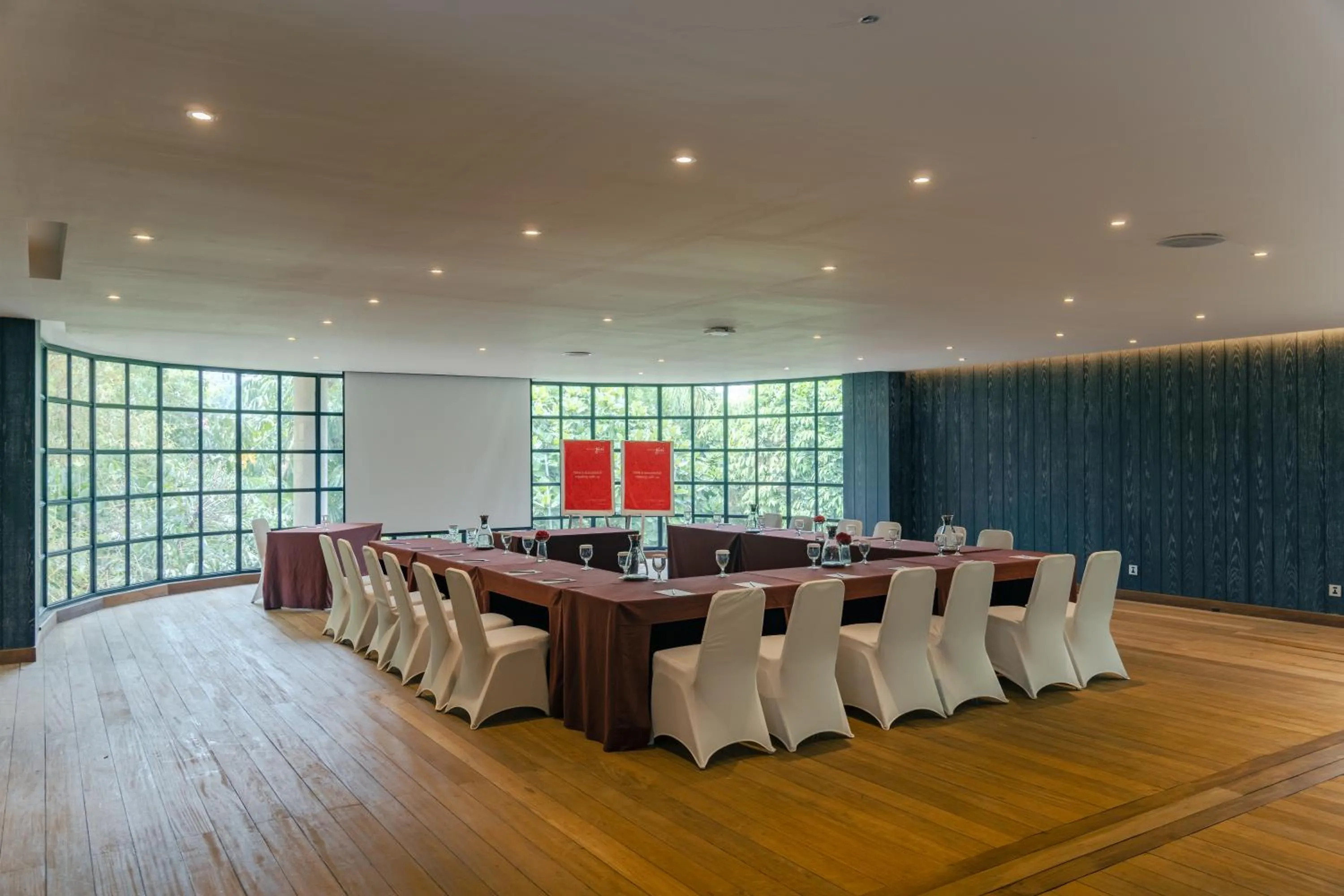 Meeting/conference room in Novus Giri Resort & Spa