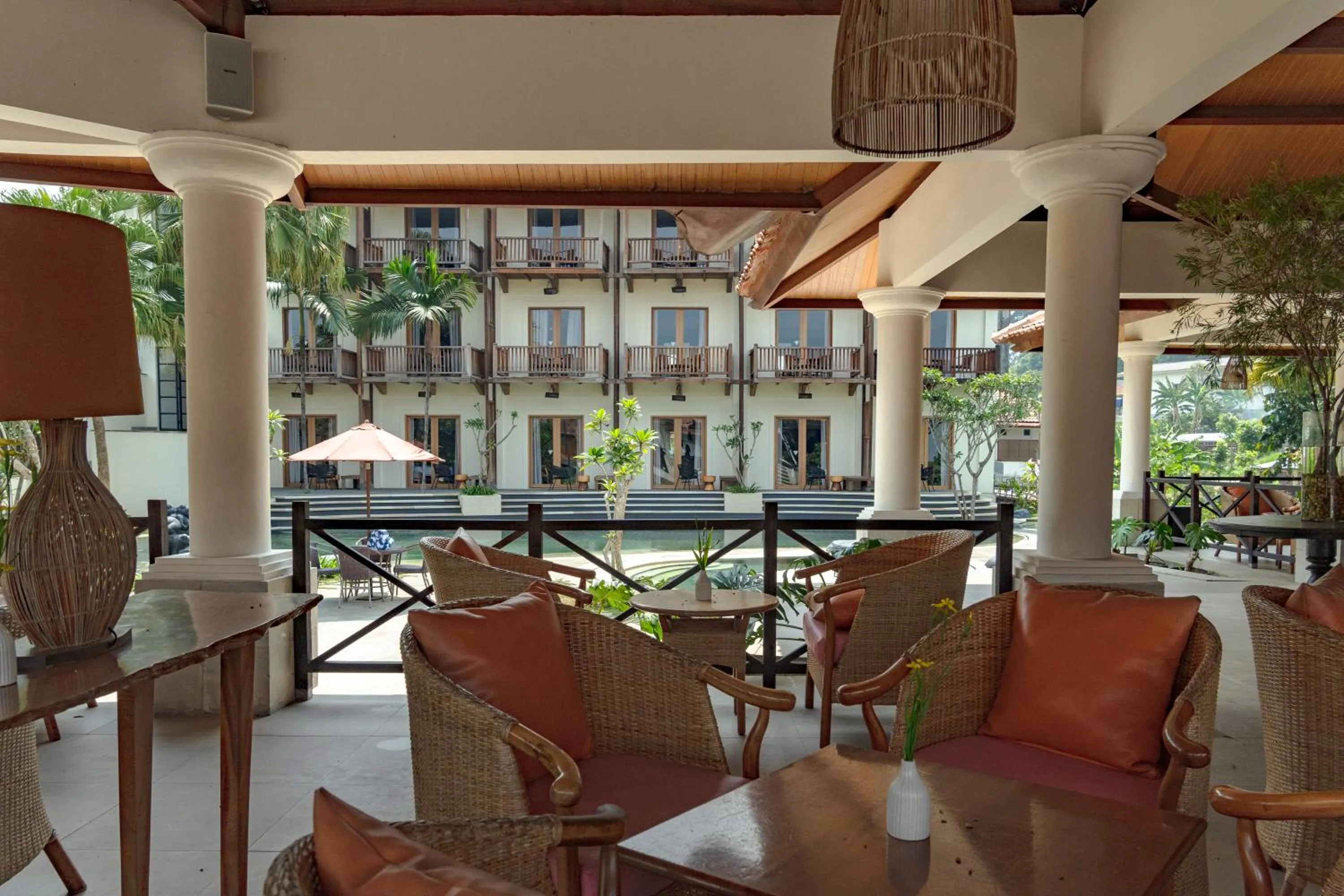 Lounge or bar in Novus Giri Resort & Spa