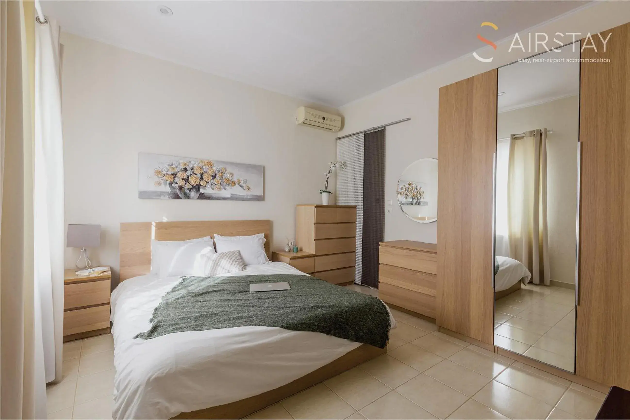 Loft in Nautilus Apartments Airport by Airstay Loft in Nautilus Apartments Airport by Airstay