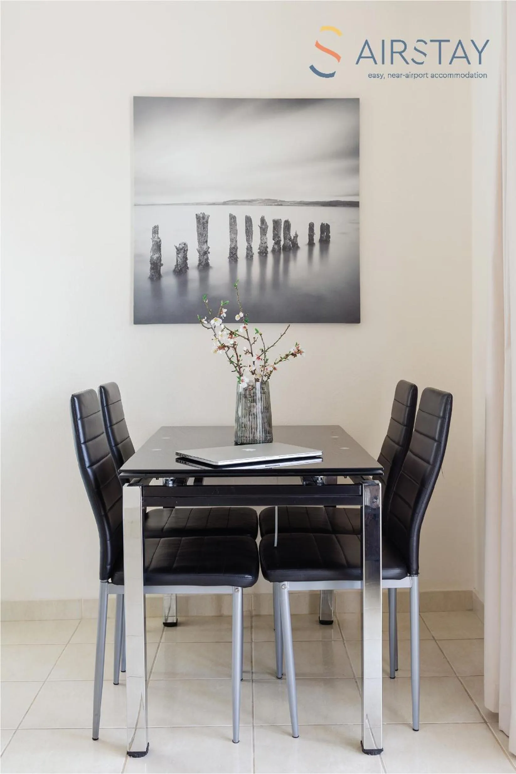 Dining area in Nautilus Apartments Airport by Airstay
