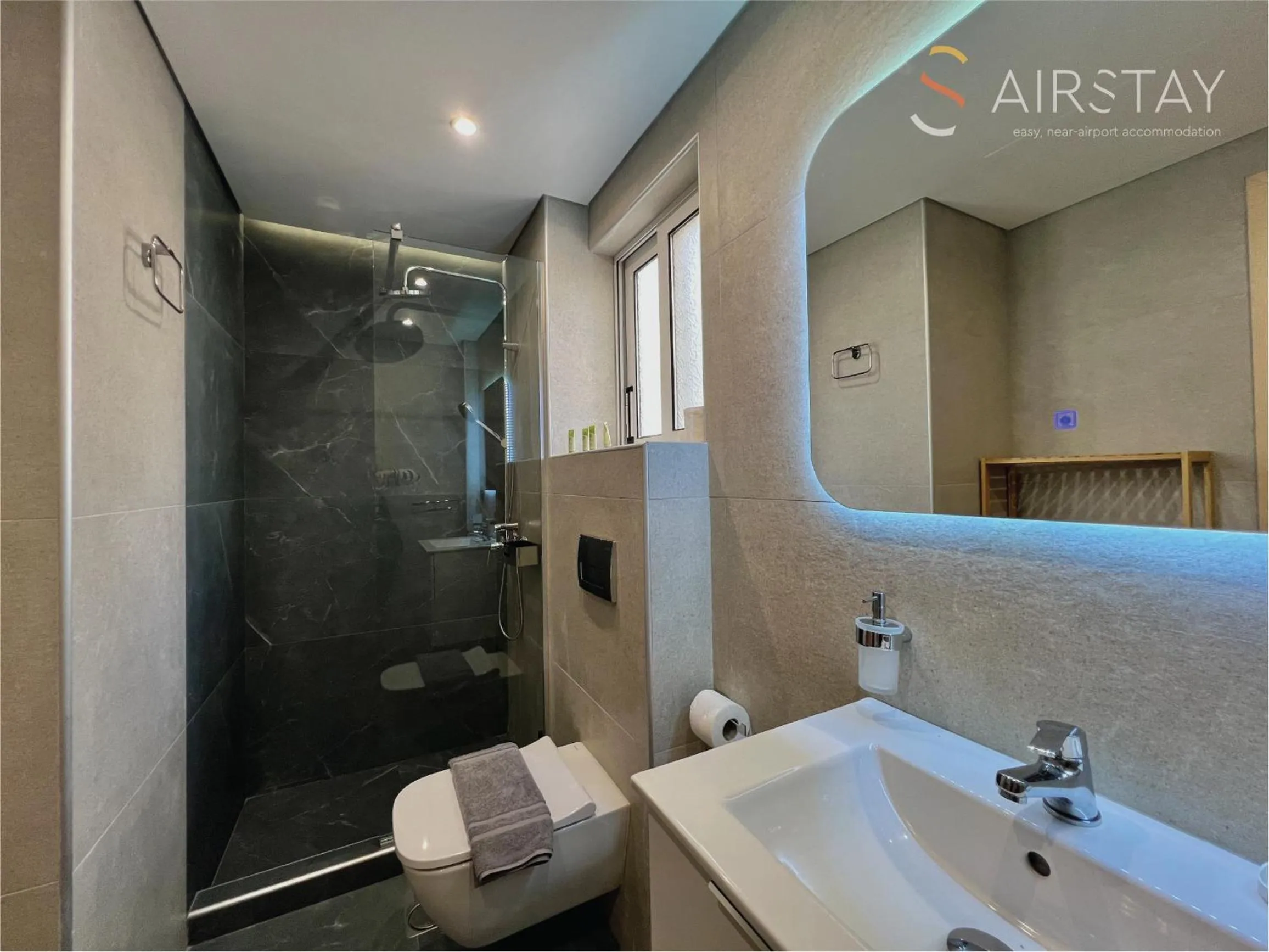 Bathroom in Nautilus Apartments Airport by Airstay